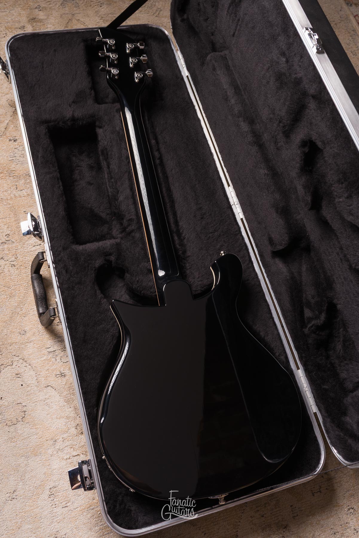 Rickenbacker 620 Jetglo