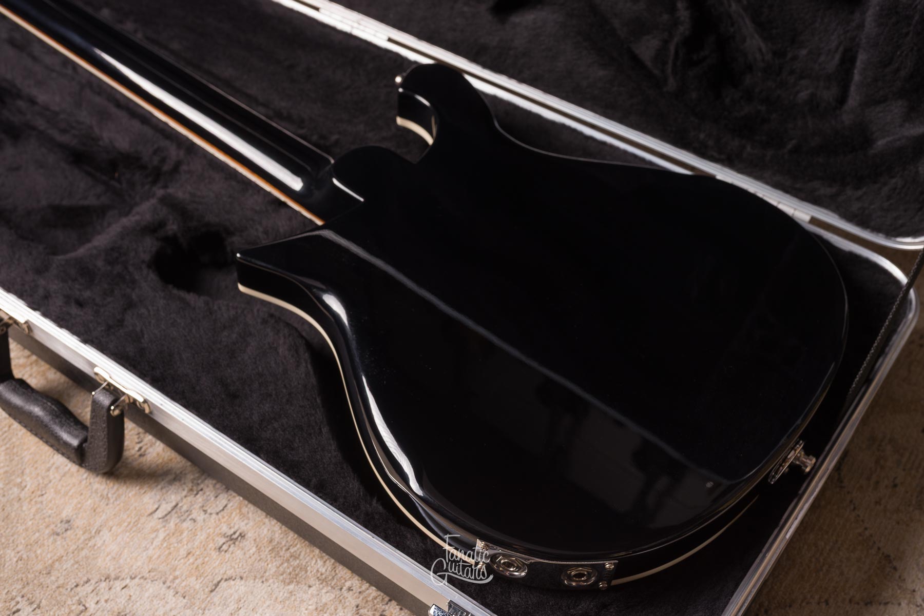 Rickenbacker 620 Jetglo