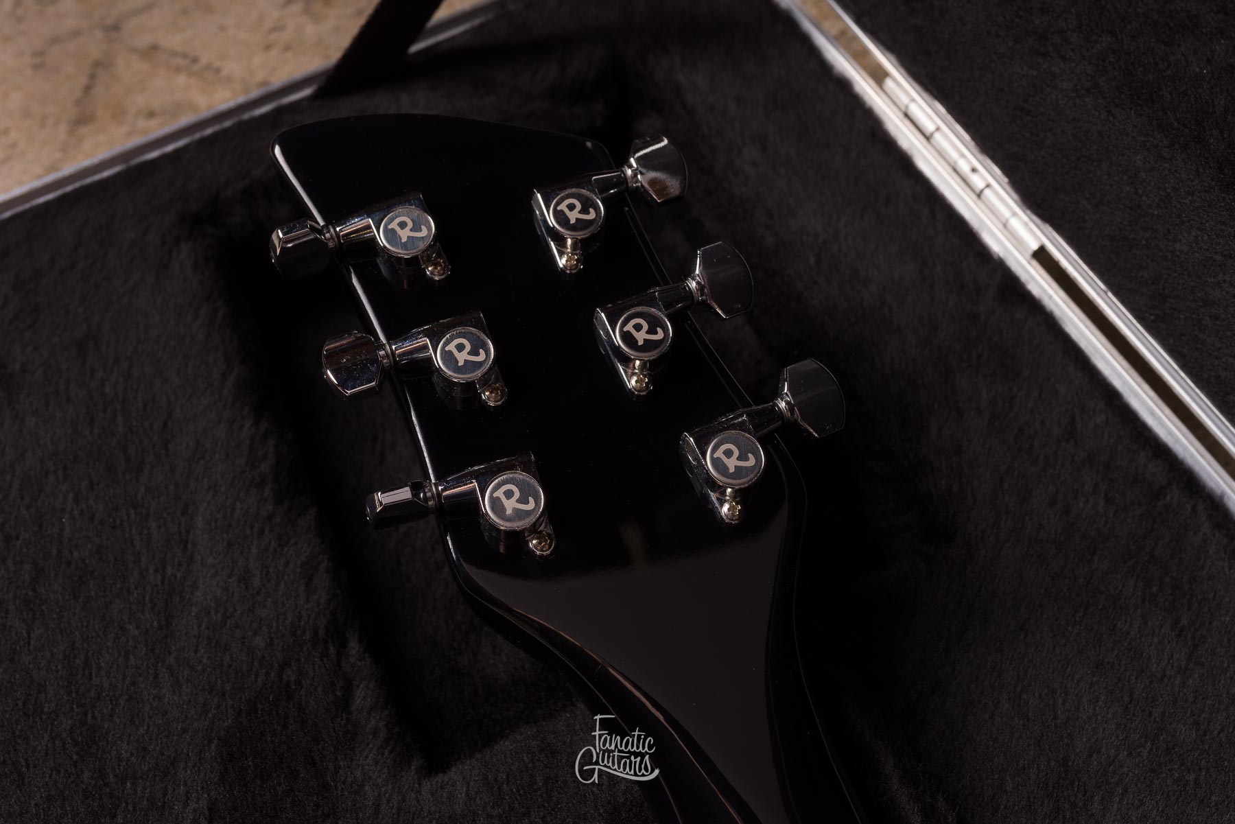 Rickenbacker 620 Jetglo