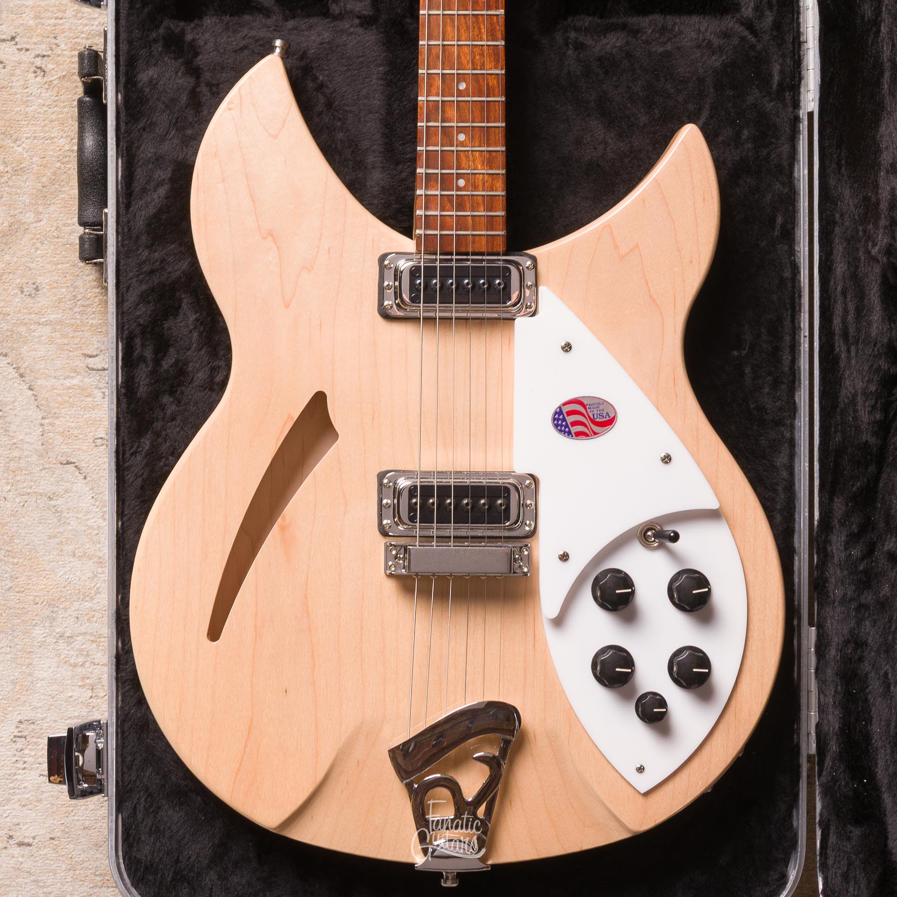 Rickenbacker 330 Maplego