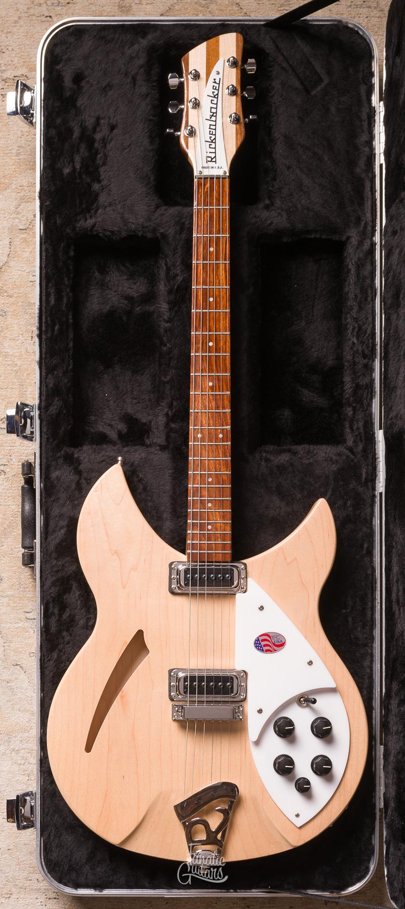Rickenbacker 330 Maplego