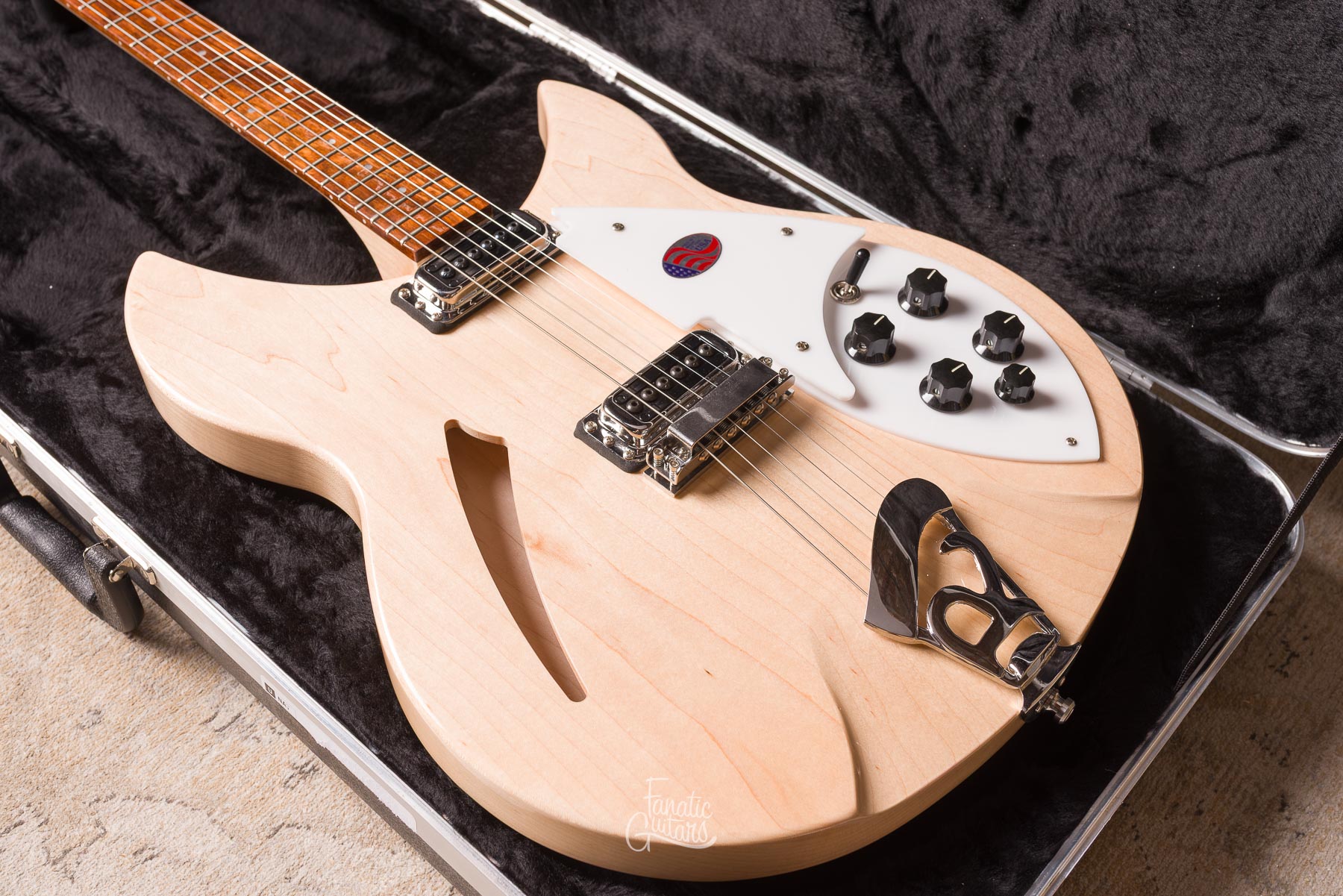 Rickenbacker 330 Maplego