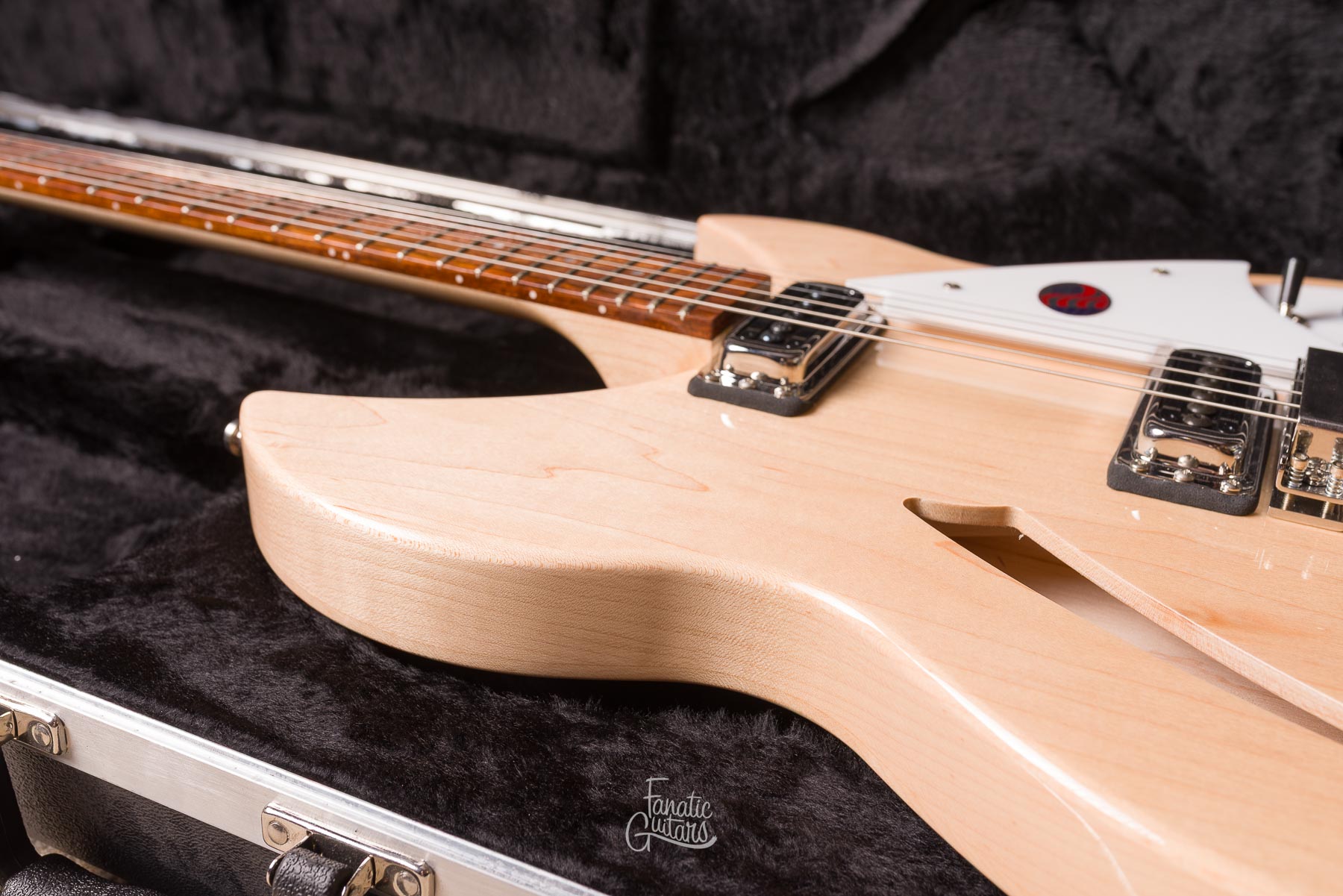 Rickenbacker 330 Maplego