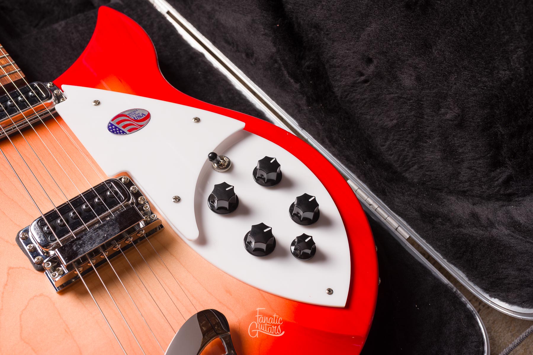 Rickenbacker 330 Fireglo