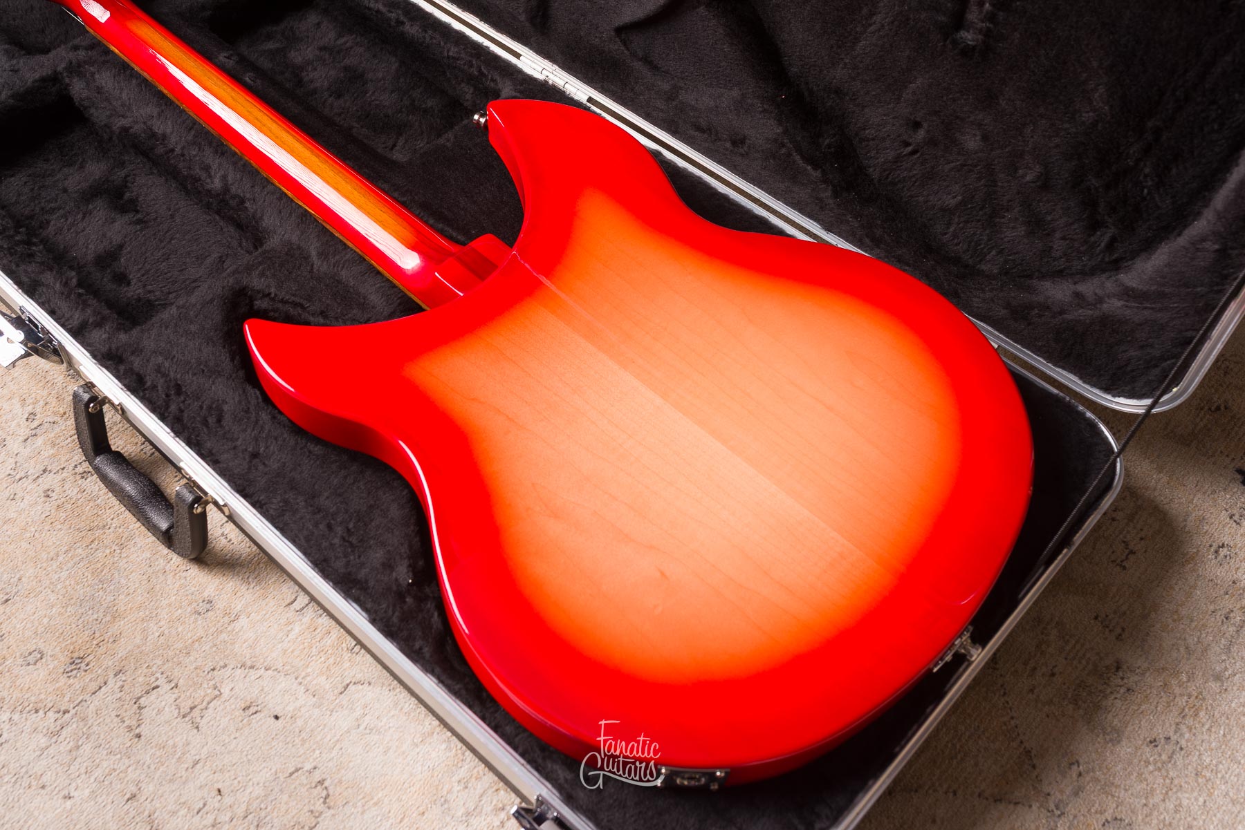 Rickenbacker 330 Fireglo