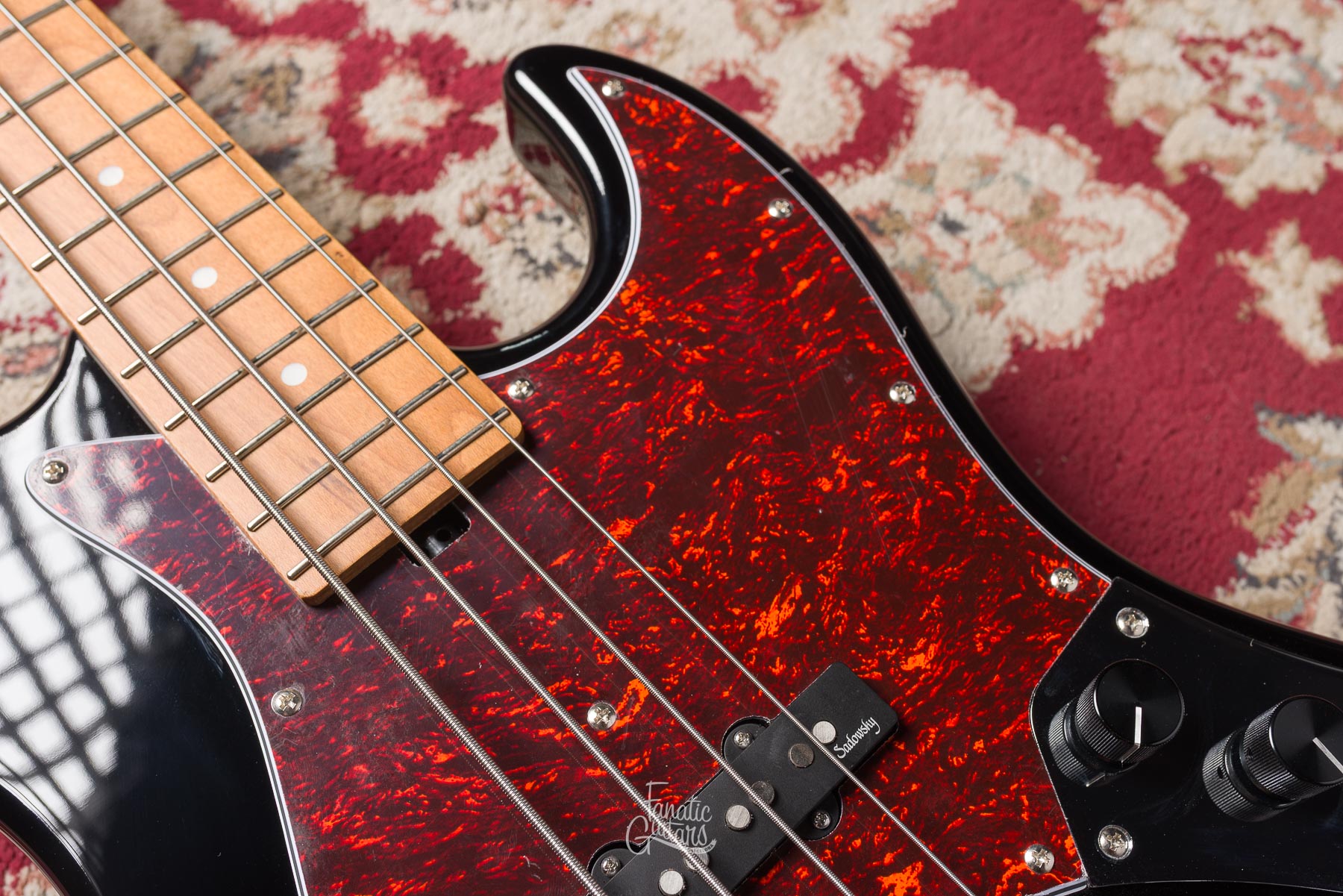 Sadowsky MetroExpress 21-4 Standard JJ Maple - Black #000159-24 Segunda Mano