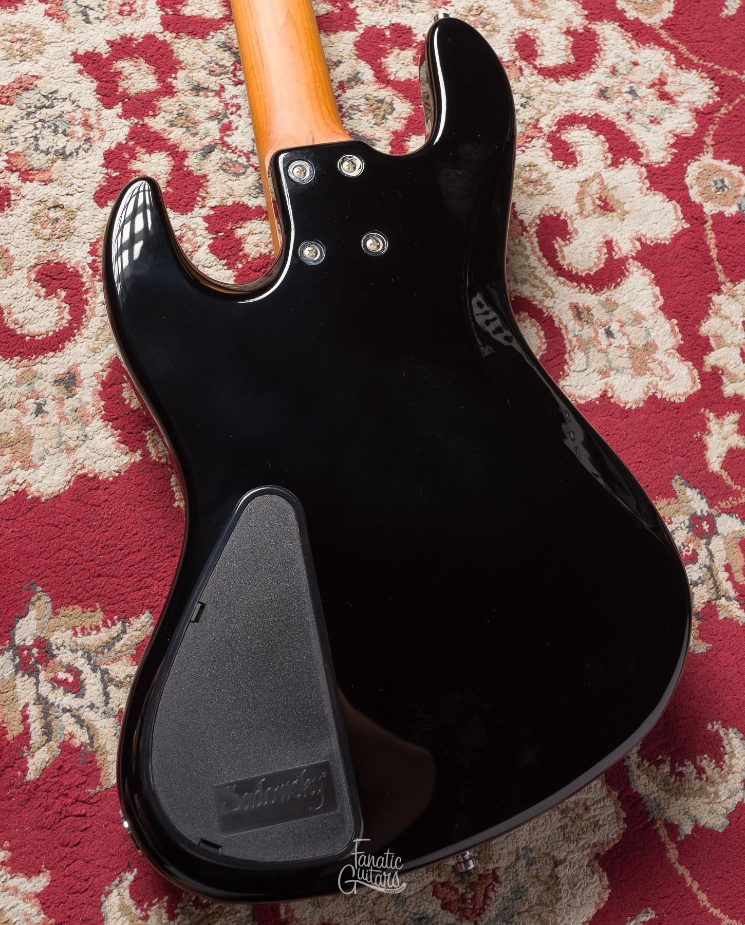 Sadowsky MetroExpress 21-4 Standard JJ Maple - Black #000159-24 Segunda Mano