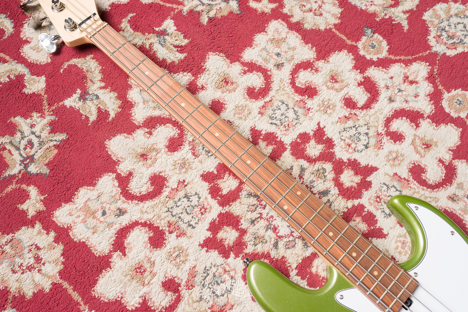 Sadowsky MetroExpress Hybrid P/J Morado 21-4 - Solid Sage Green Metallic #002809-20 Segunda Mano