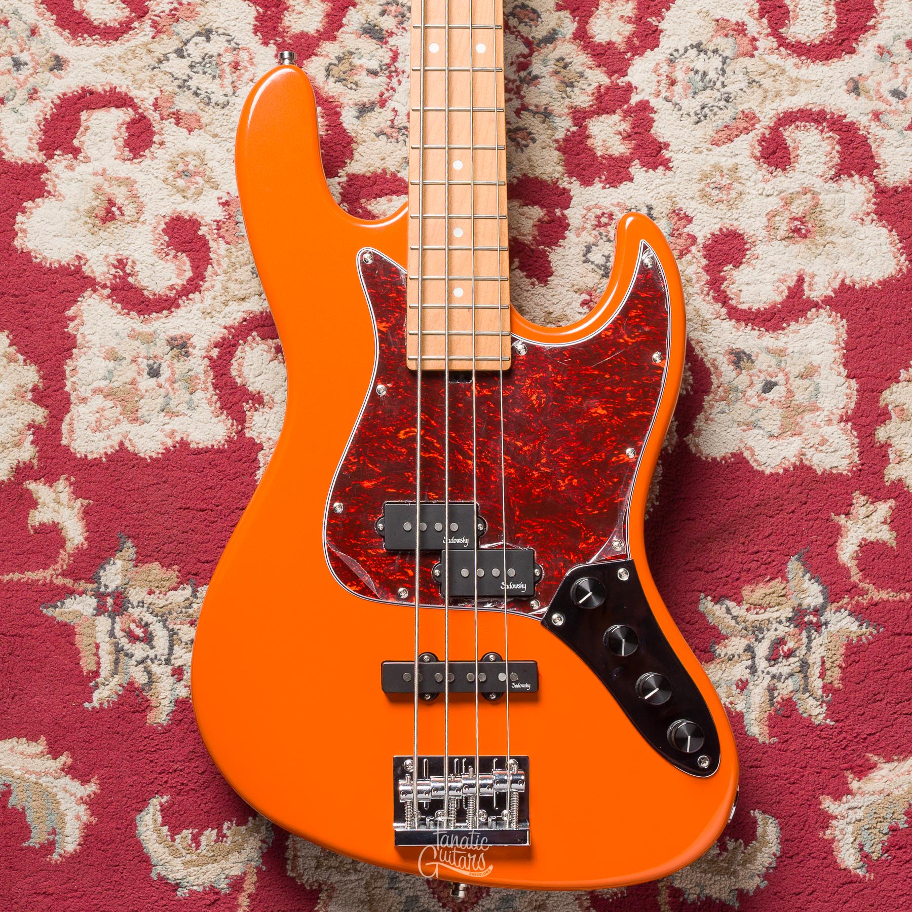 Sadowsky MetroExpress 21-4 Hybrid PJ - Candy Apple Orange Metallic #000105-24 Segunda Mano