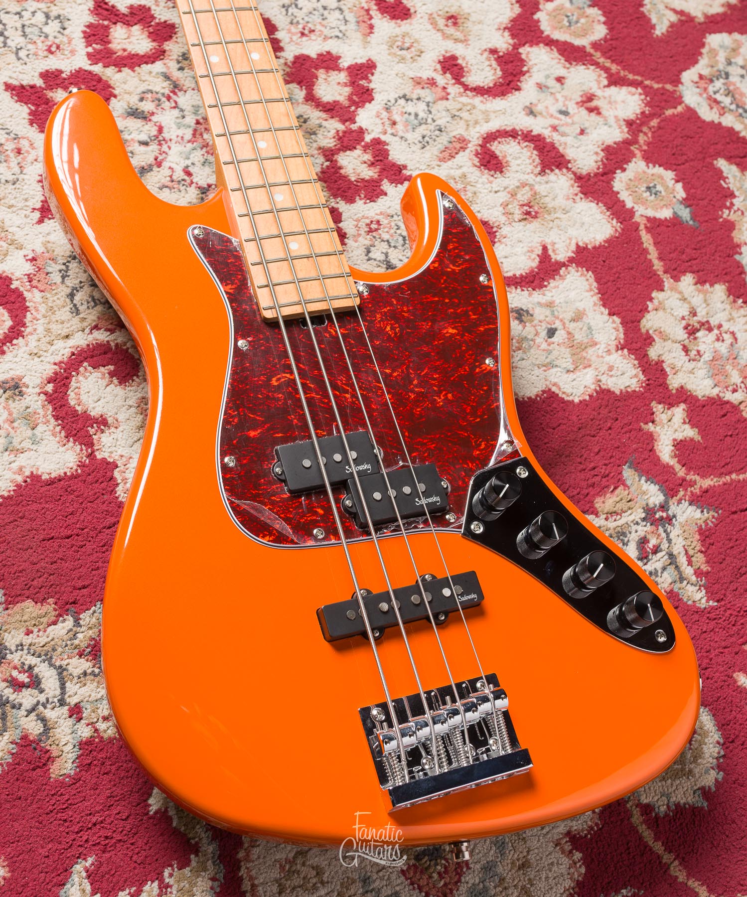 Sadowsky MetroExpress 21-4 Hybrid PJ - Candy Apple Orange Metallic #000105-24 Segunda Mano