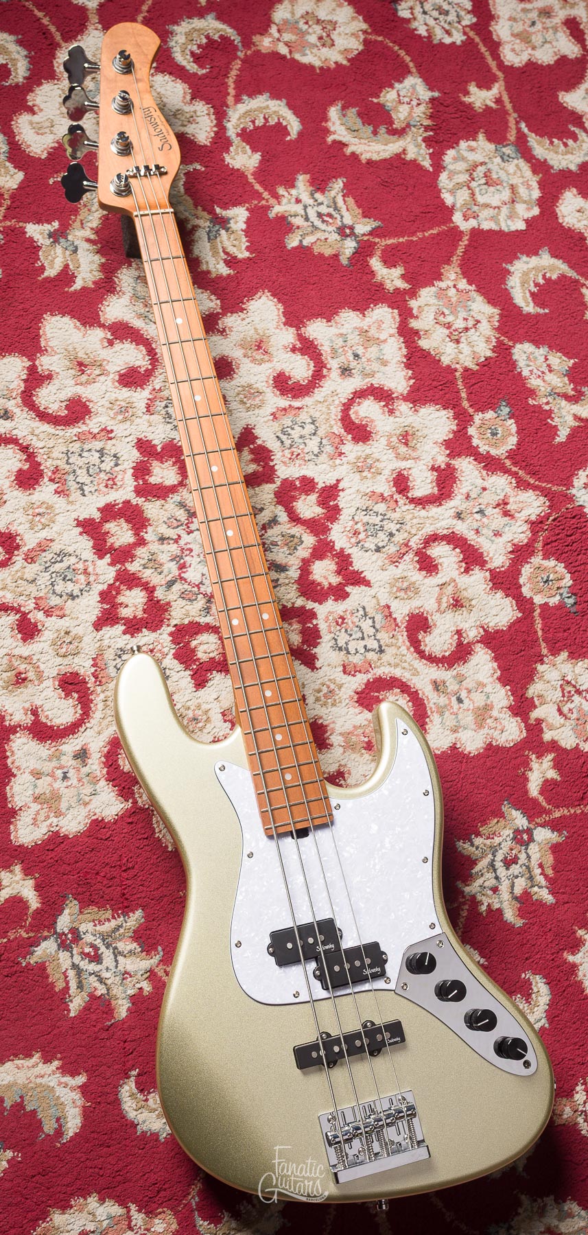 Sadowsky MetroExpress 21-4 Hybrid PJ Maple - Solid Champagne Metallic #000111-24 Segunda Mano