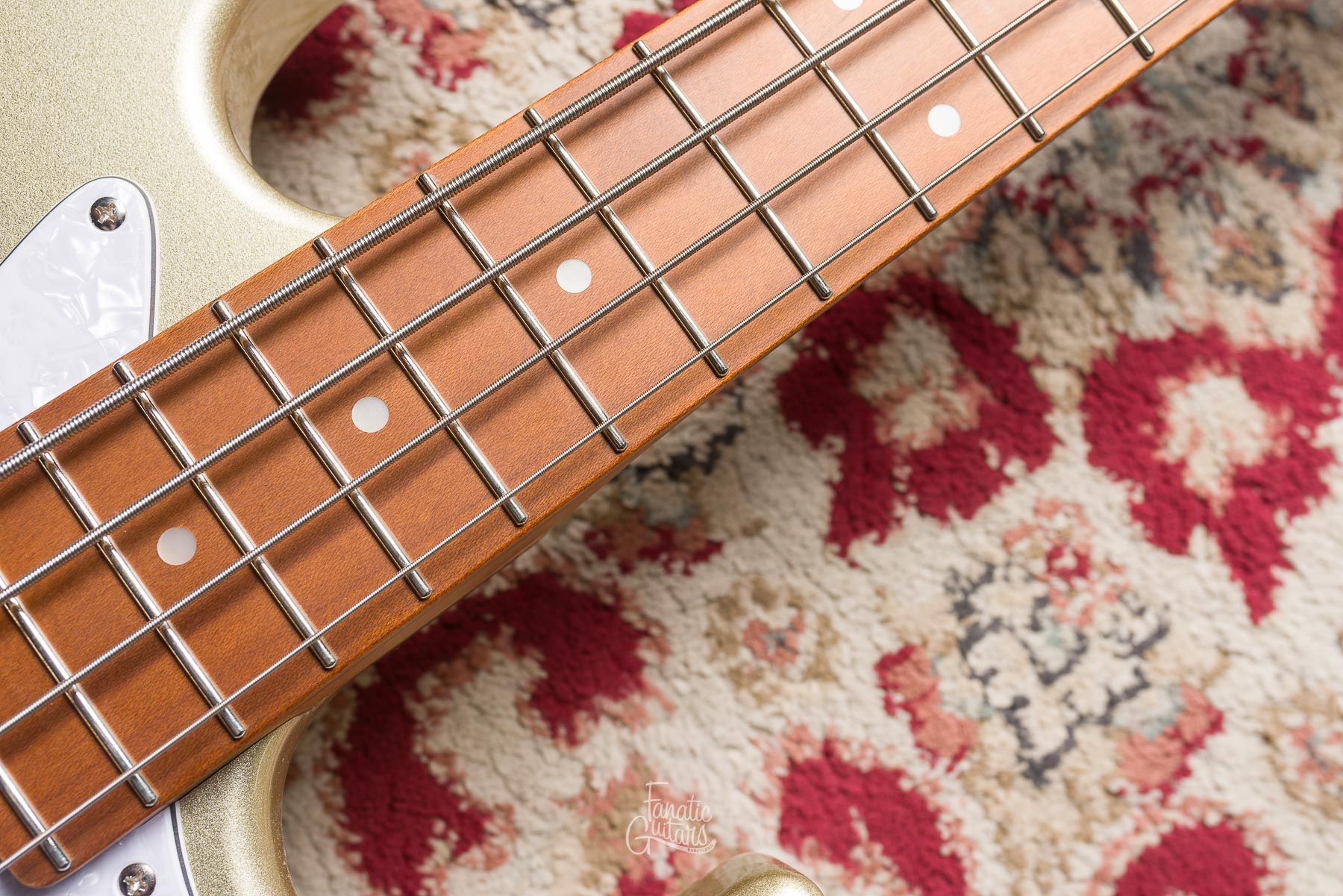 Sadowsky MetroExpress 21-4 Hybrid PJ Maple - Solid Champagne Metallic #000111-24 Segunda Mano