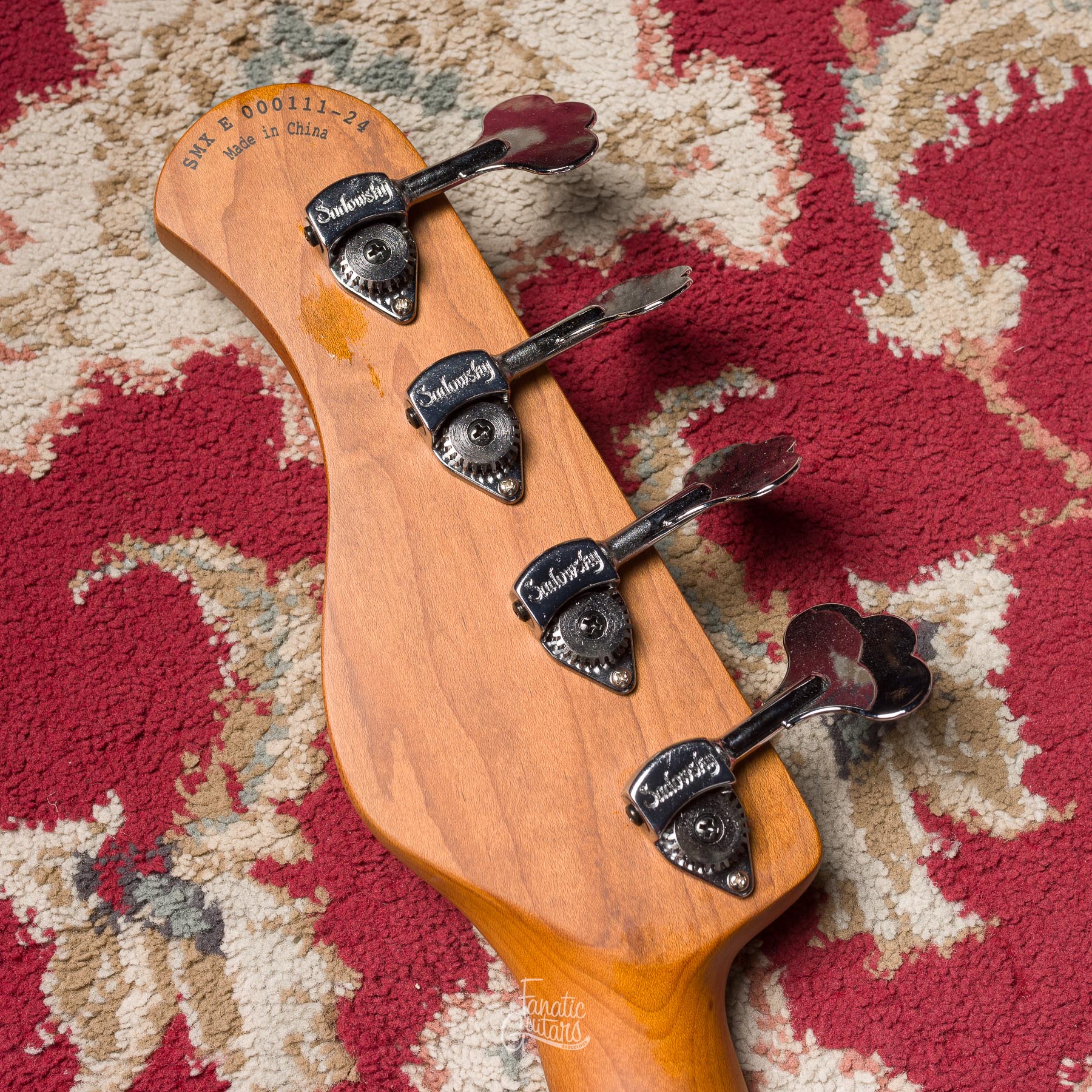 Sadowsky MetroExpress 21-4 Hybrid PJ Maple - Solid Champagne Metallic #000111-24 Segunda Mano