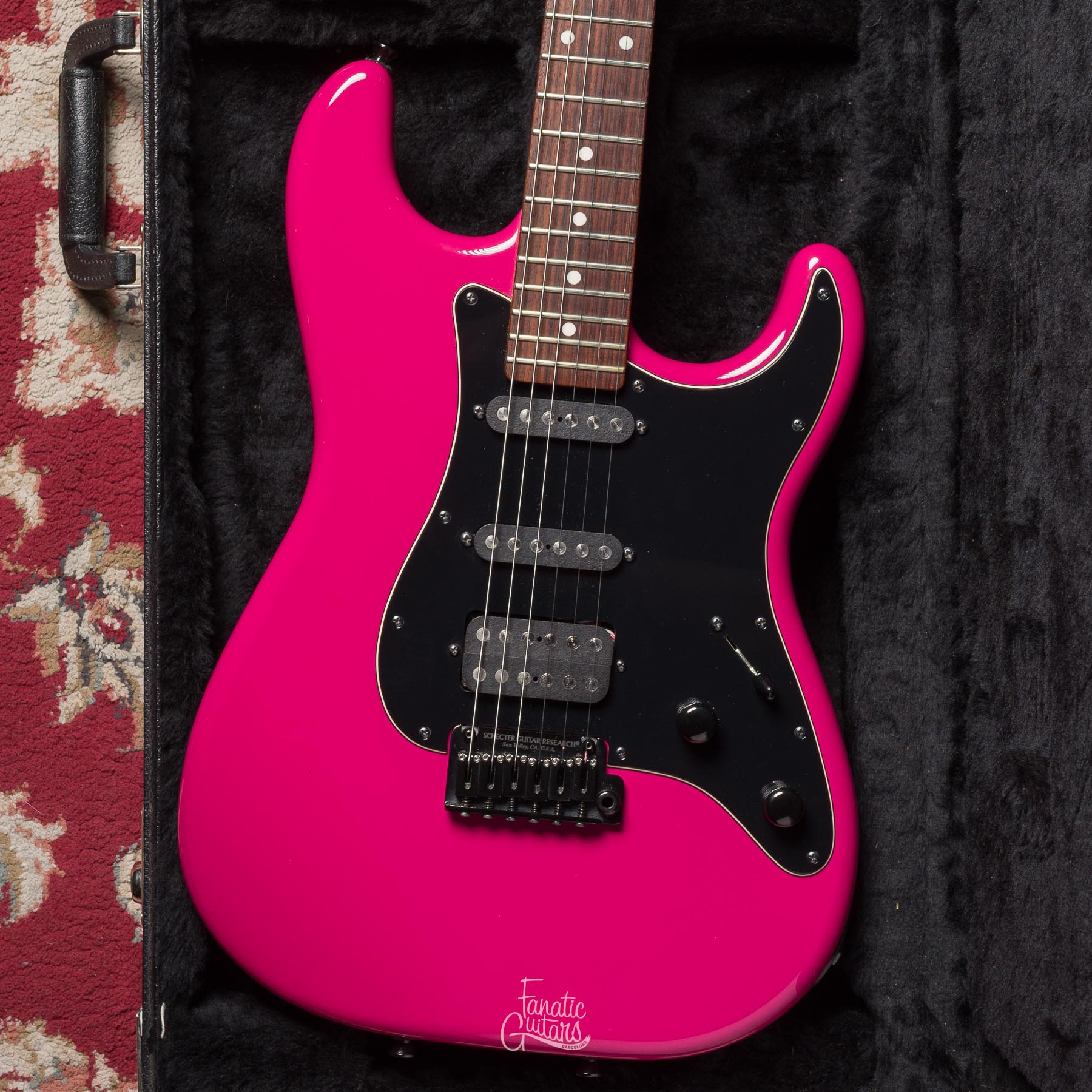 Schecter Custom Shop Traditional HSS - Panther Pink #15-10013 Segunda Mano