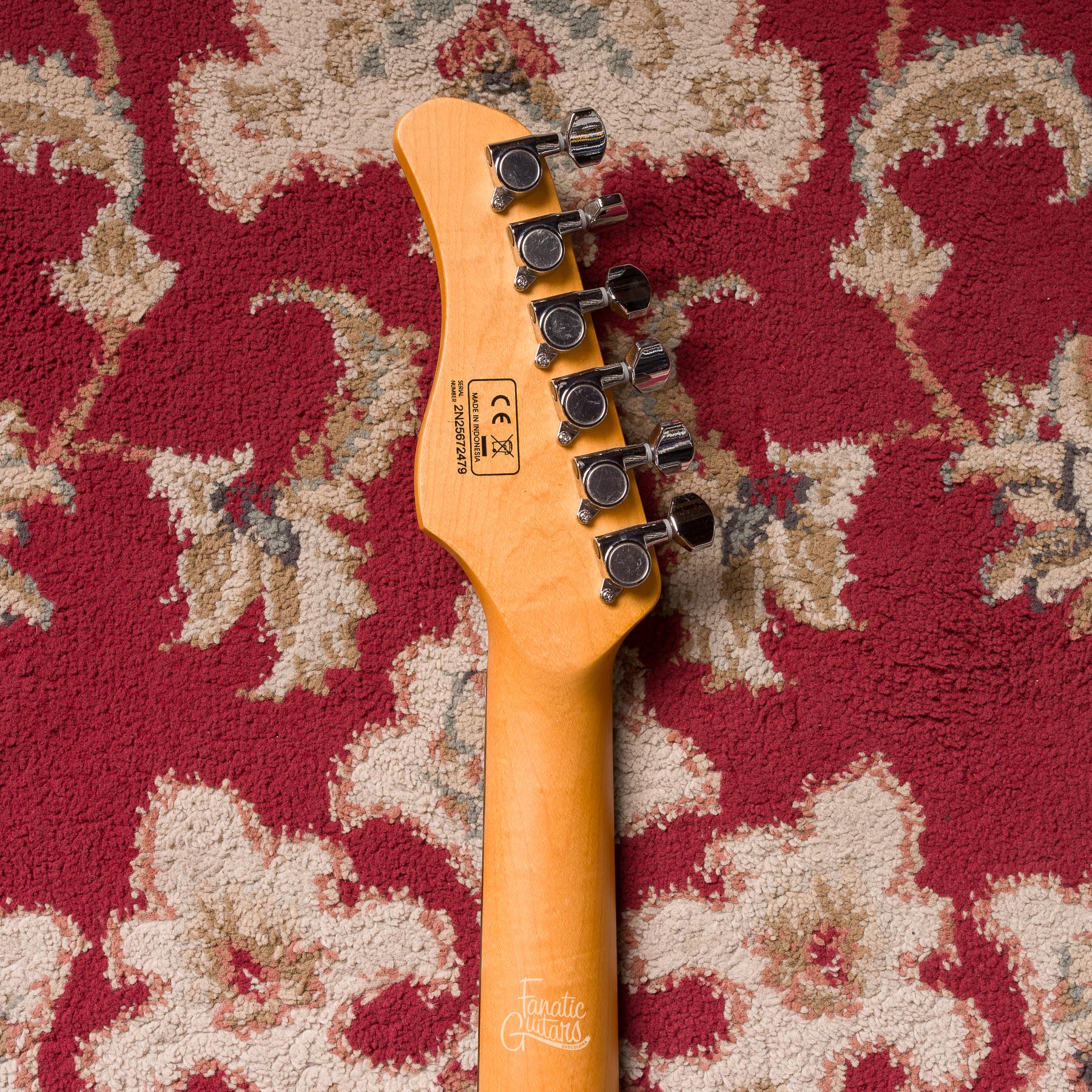 Sire Larry Carlton S3 HSS - Candy Apple Red #2N25672479 Segunda Mano