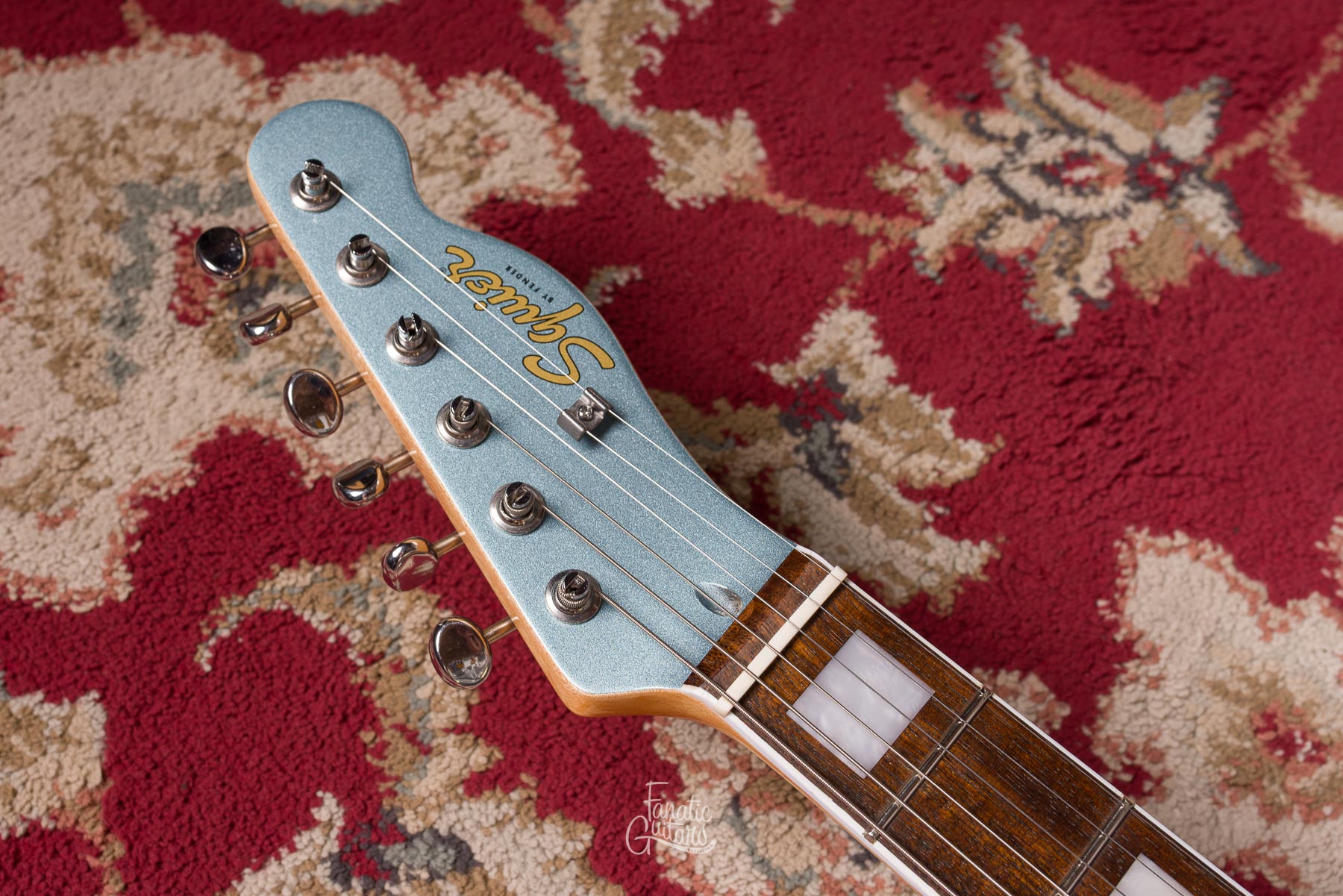 Squier Limited Edition Paranormal Offset Telecaster SJ - Ice Blue Metallic #ISSD24003611 Segunda Mano