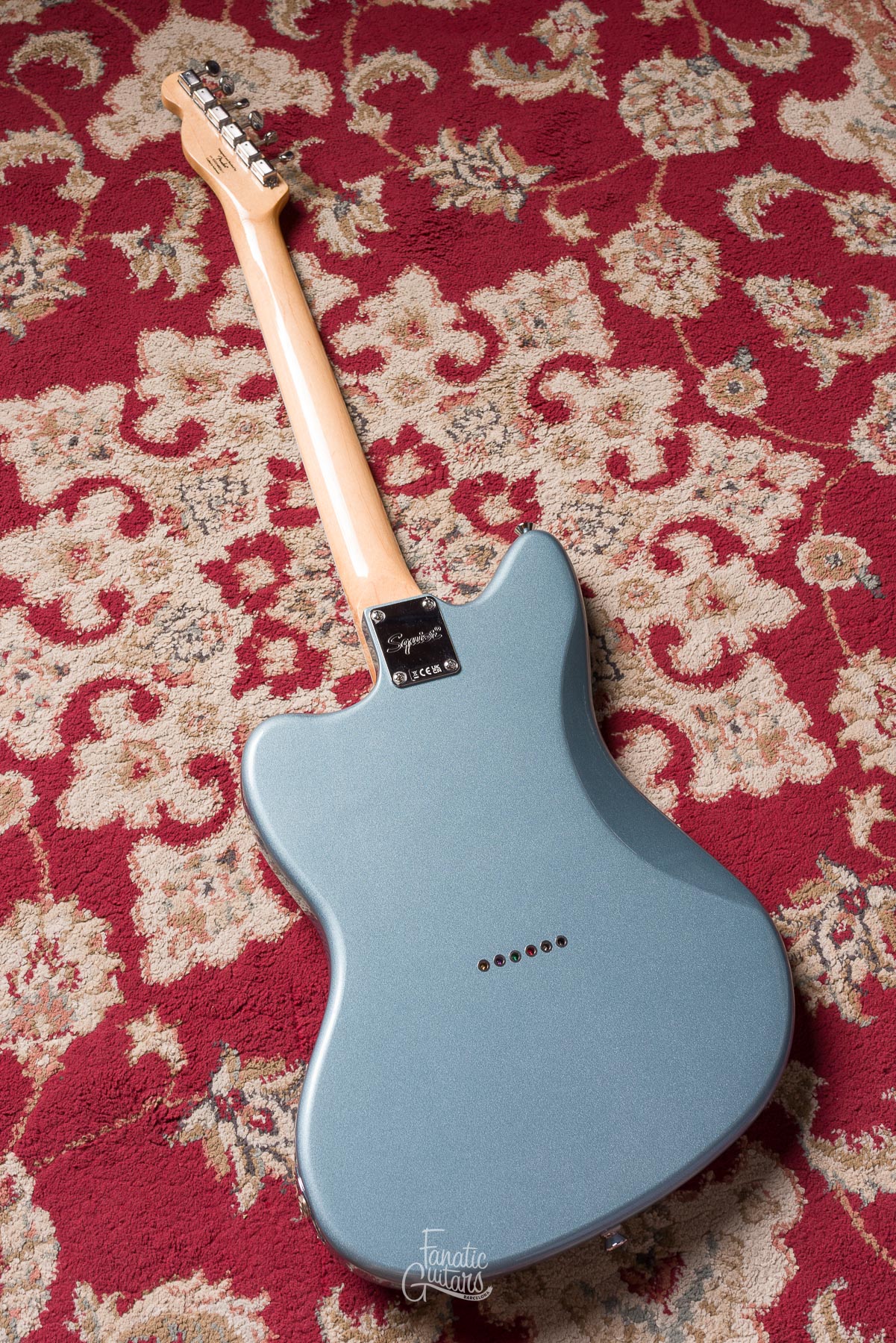 Squier Limited Edition Paranormal Offset Telecaster SJ - Ice Blue Metallic #ISSD24003611 Segunda Mano
