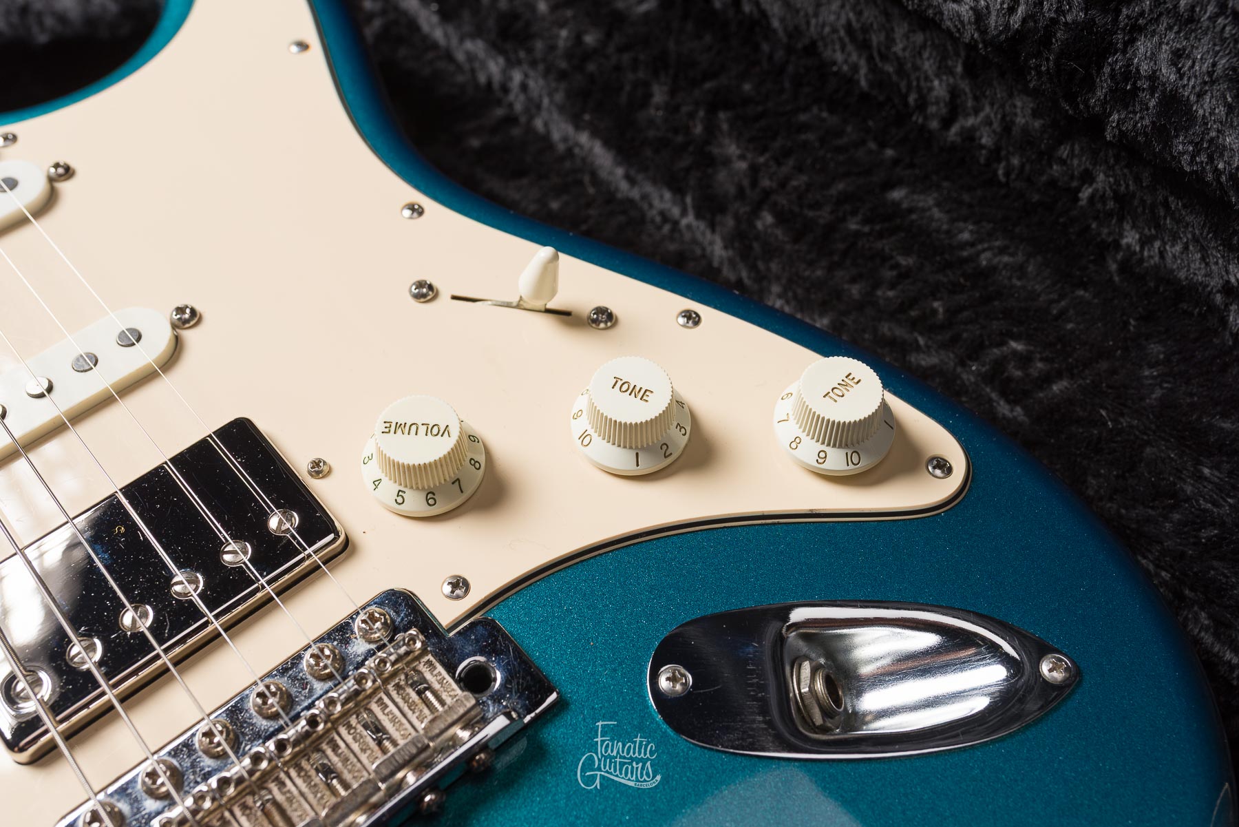Suhr Classic - Ocean Turquoise Metallic #5235 Segunda Mano