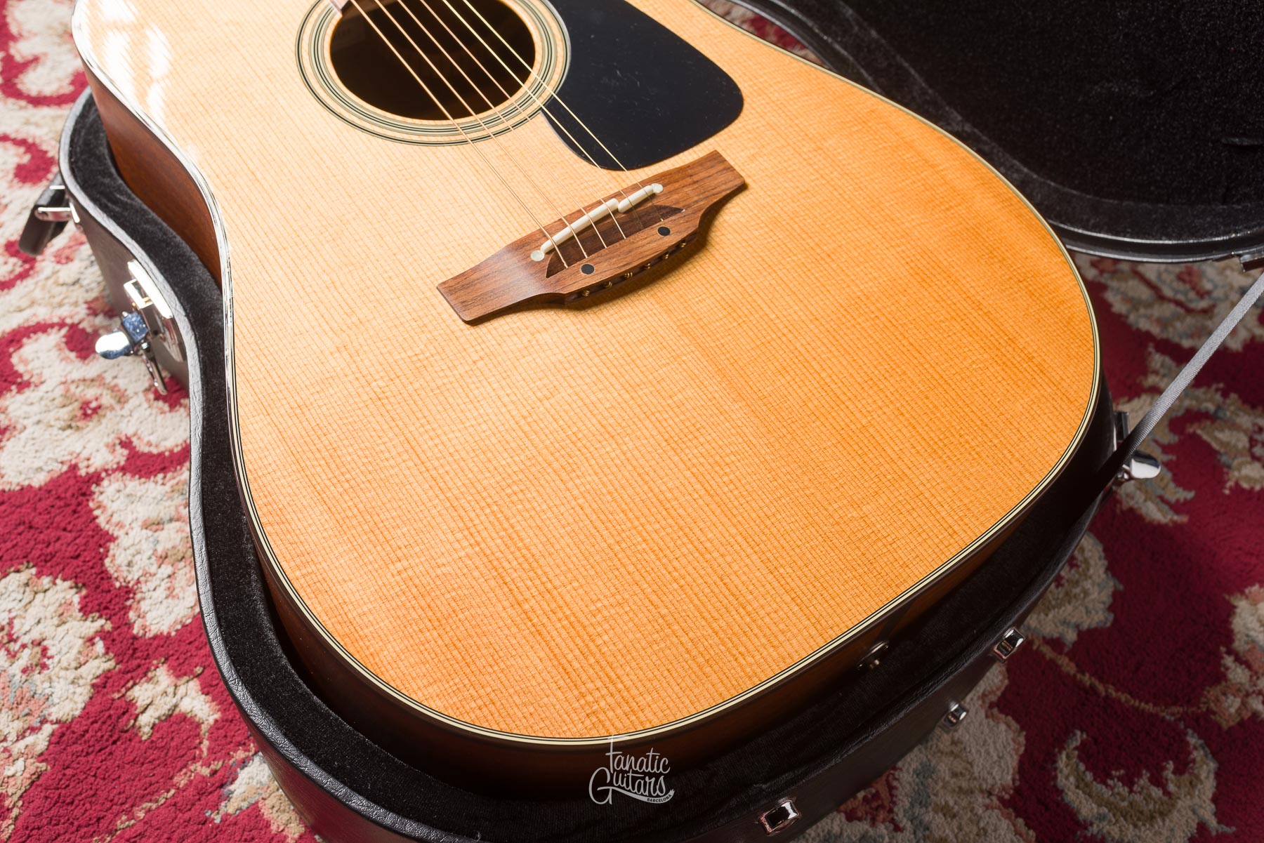 Takamine Pro Series P2DC #53100335 Segunda Mano