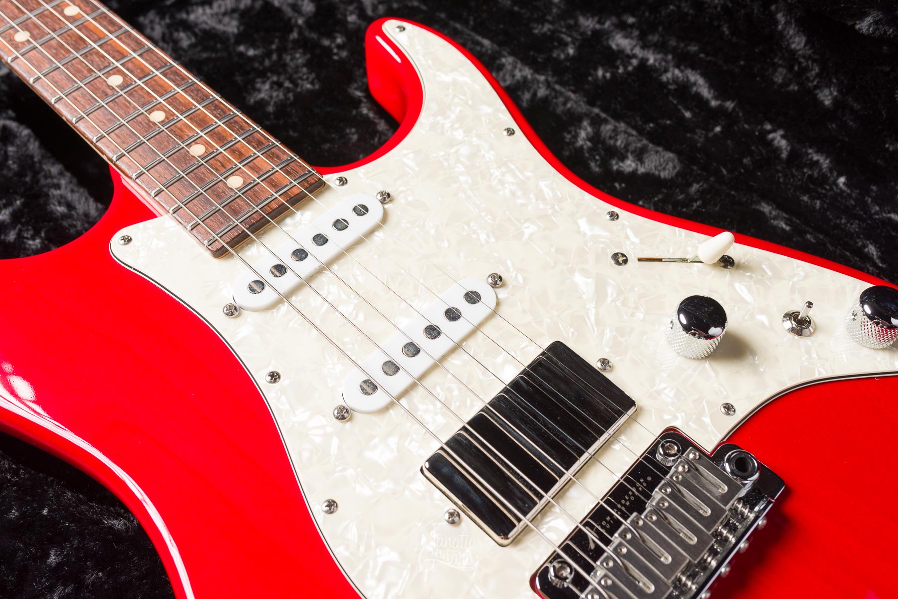 Tom Anderson The Classic - Transparent Red #06-02-15P Second Hand