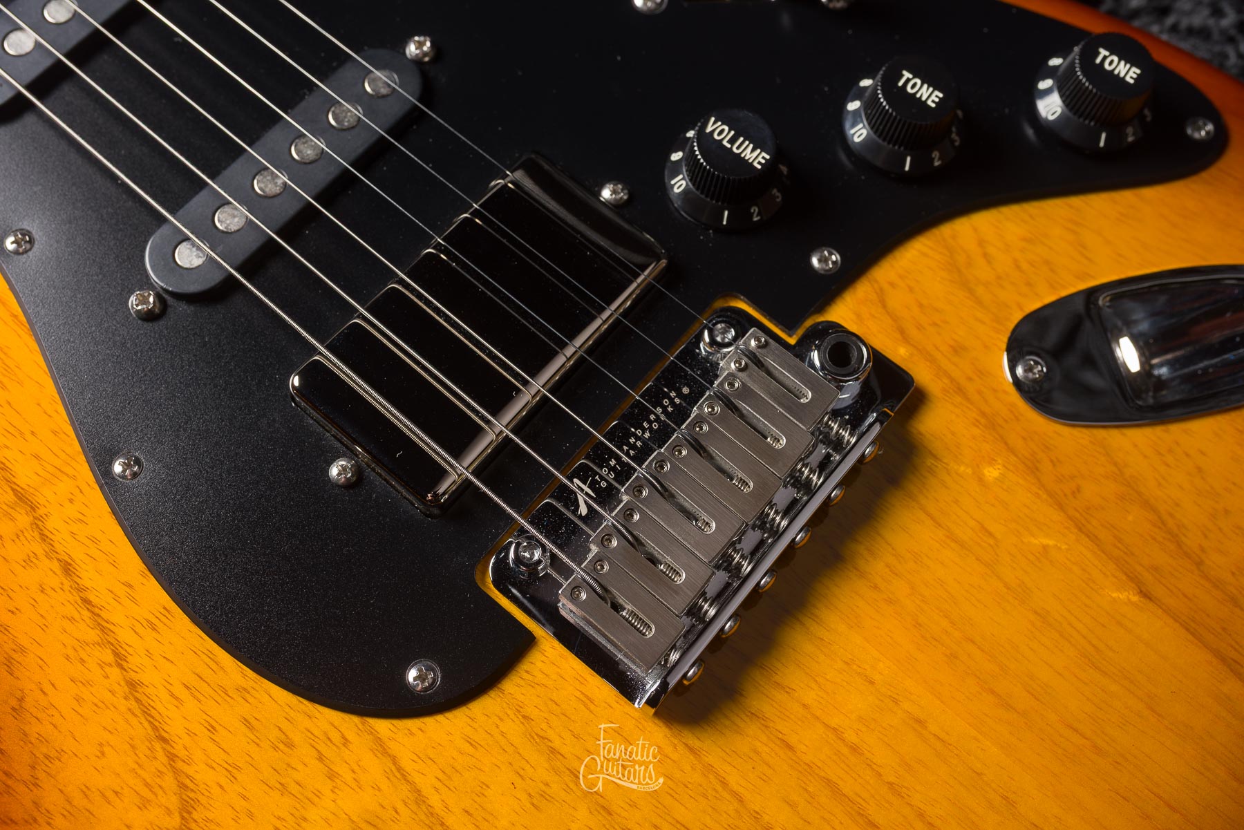 Tom Anderson Icon Classic - Dark Honey Burst #11-12-22P Segunda Mano