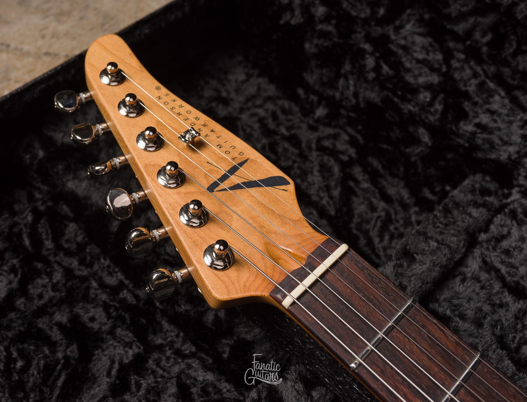Tom Anderson T Icon Shorty - Satin Organic Grain Blonde with Brown #09-22-25N