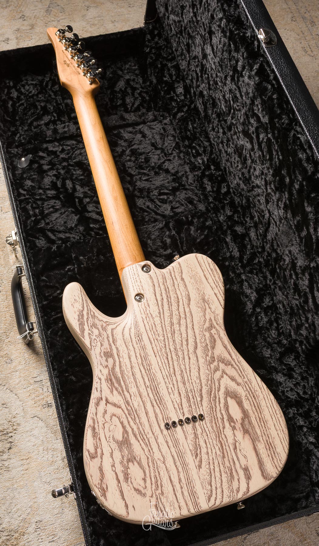 Tom Anderson T Icon Shorty - Satin Organic Grain Blonde with Brown #09-22-25N