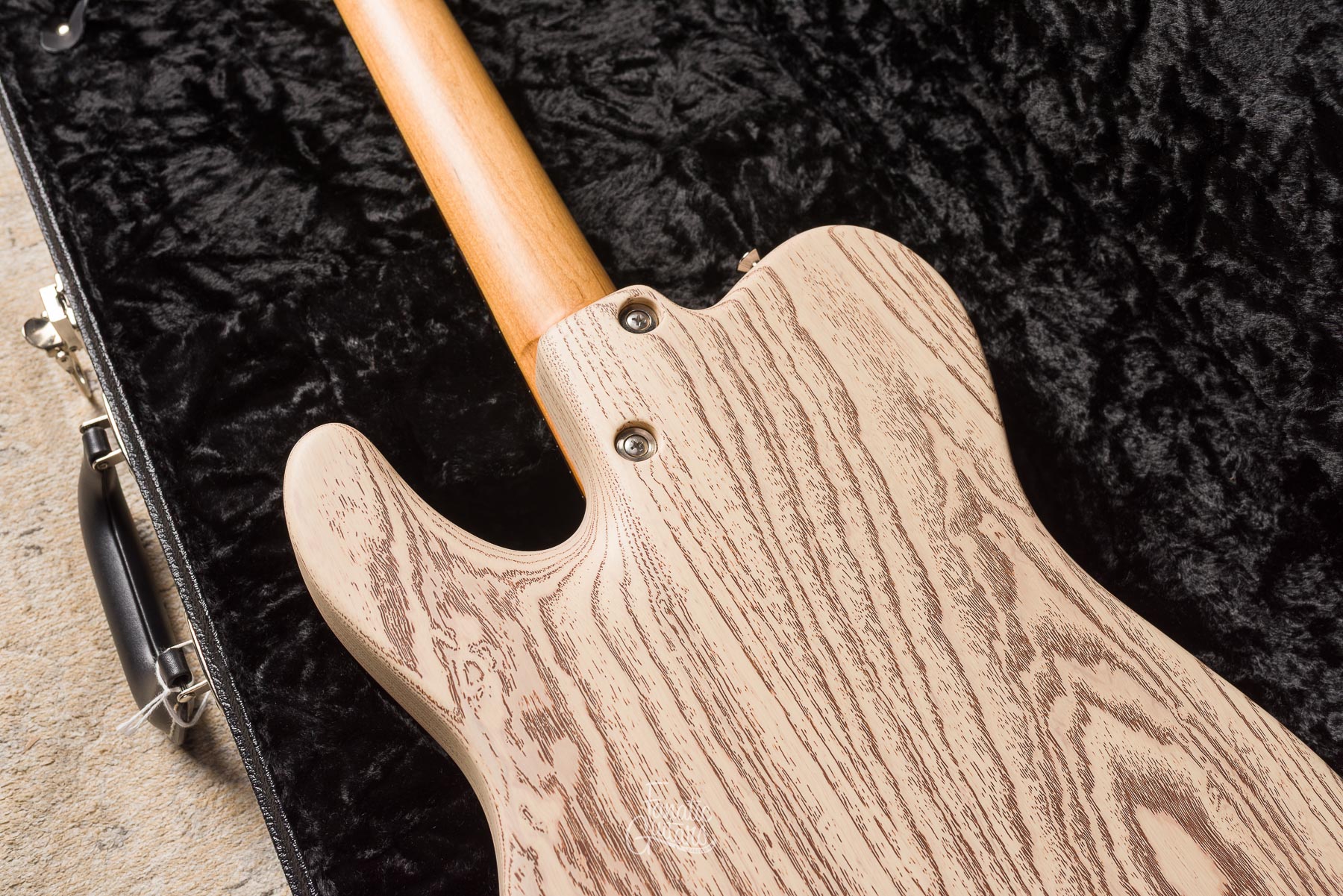 Tom Anderson T Icon Shorty - Satin Organic Grain Blonde with Brown #09-22-25N