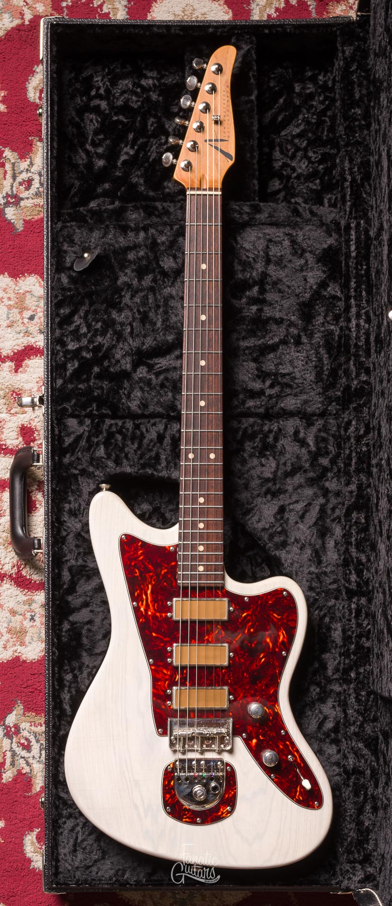 Tom Anderson Raven Classic - Translucent Dirty White (In-Distress) #08-17-20A Second Hand
