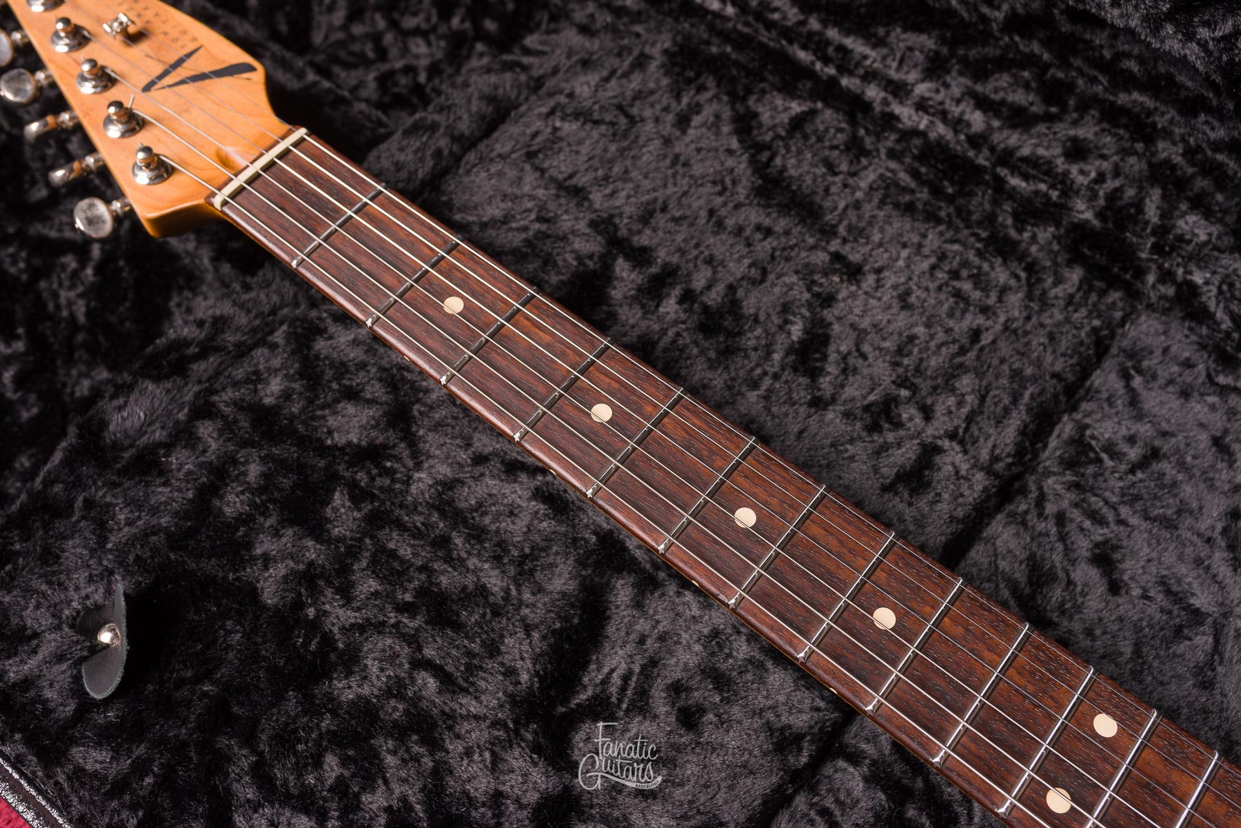Tom Anderson Raven Classic - Translucent Dirty White (In-Distress) #08-17-20A Second Hand