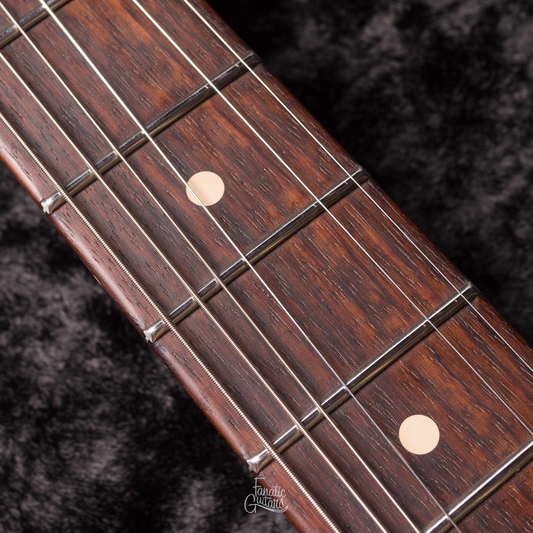 Tom Anderson Raven Classic - Translucent Dirty White (In-Distress) #08-17-20A Second Hand