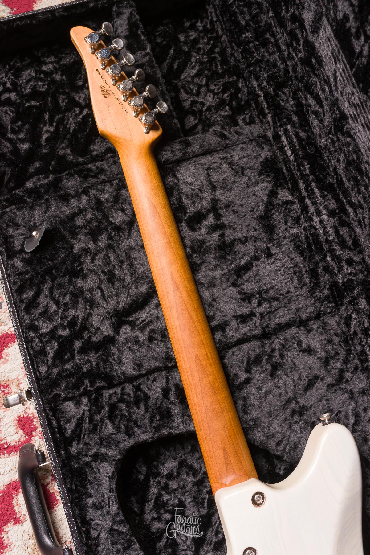 Tom Anderson Raven Classic - Translucent Dirty White (In-Distress) #08-17-20A Second Hand