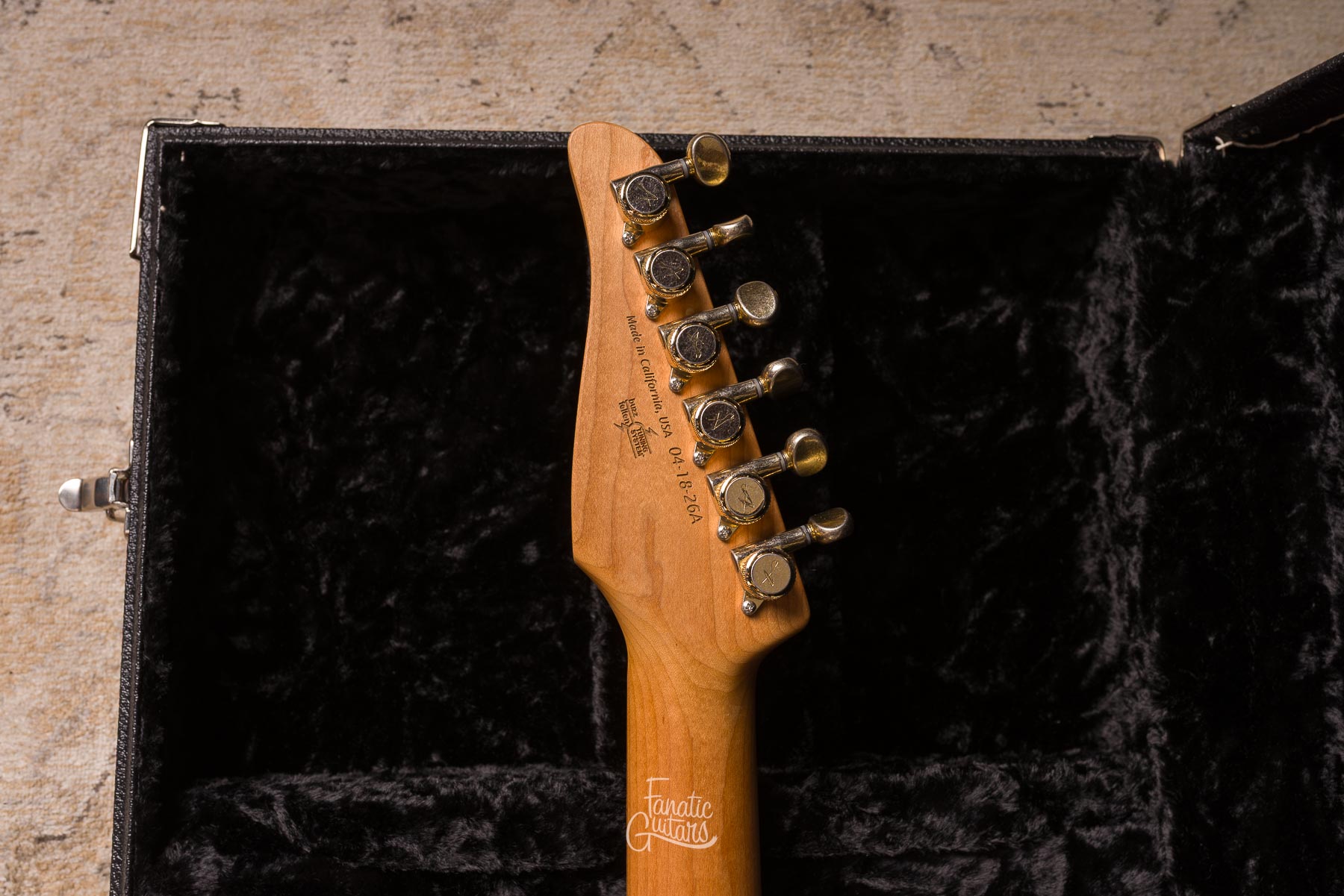 Tom Anderson Raven Classic In-Distress - Black over Firemist Gold #04-18-26A