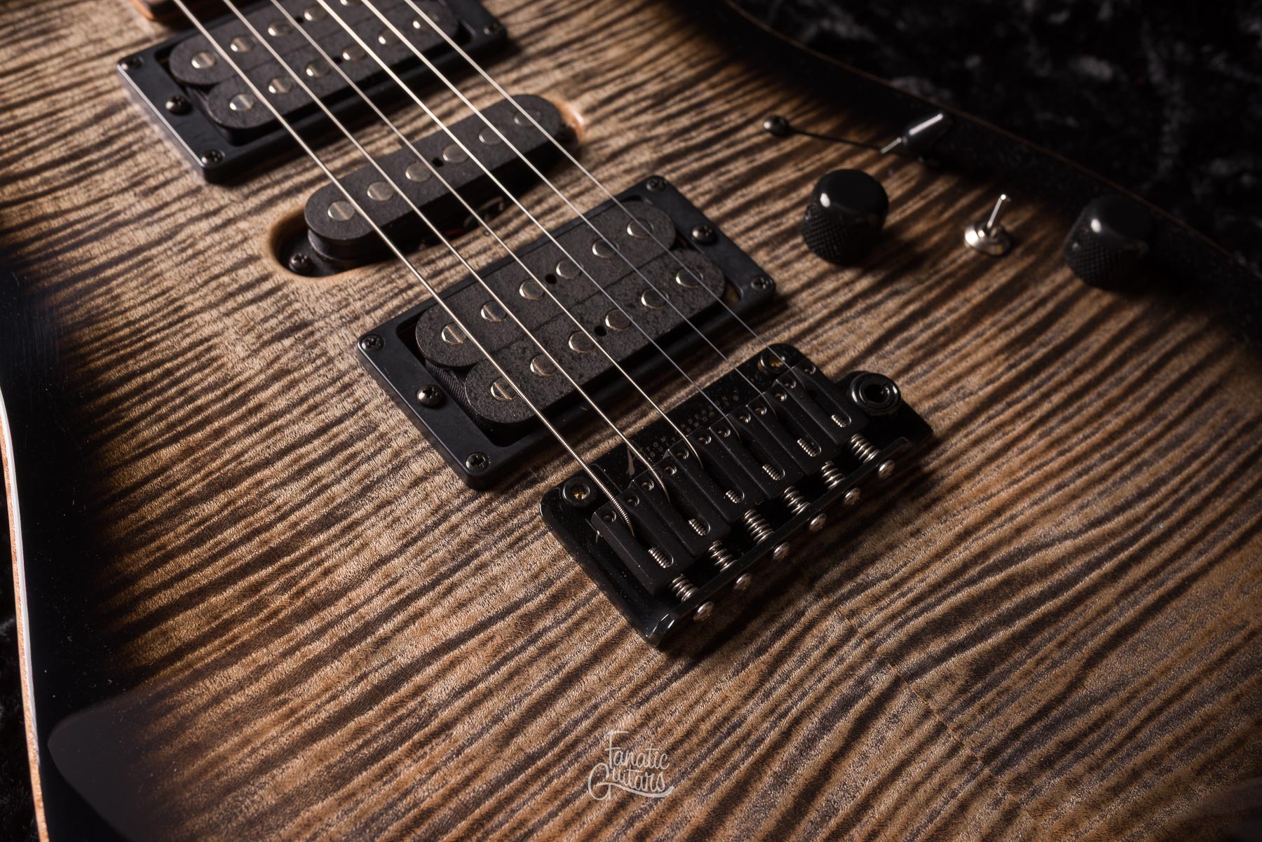 Tom Anderson Drop Top Natural Black Burst w/ Binding #04-16-26N