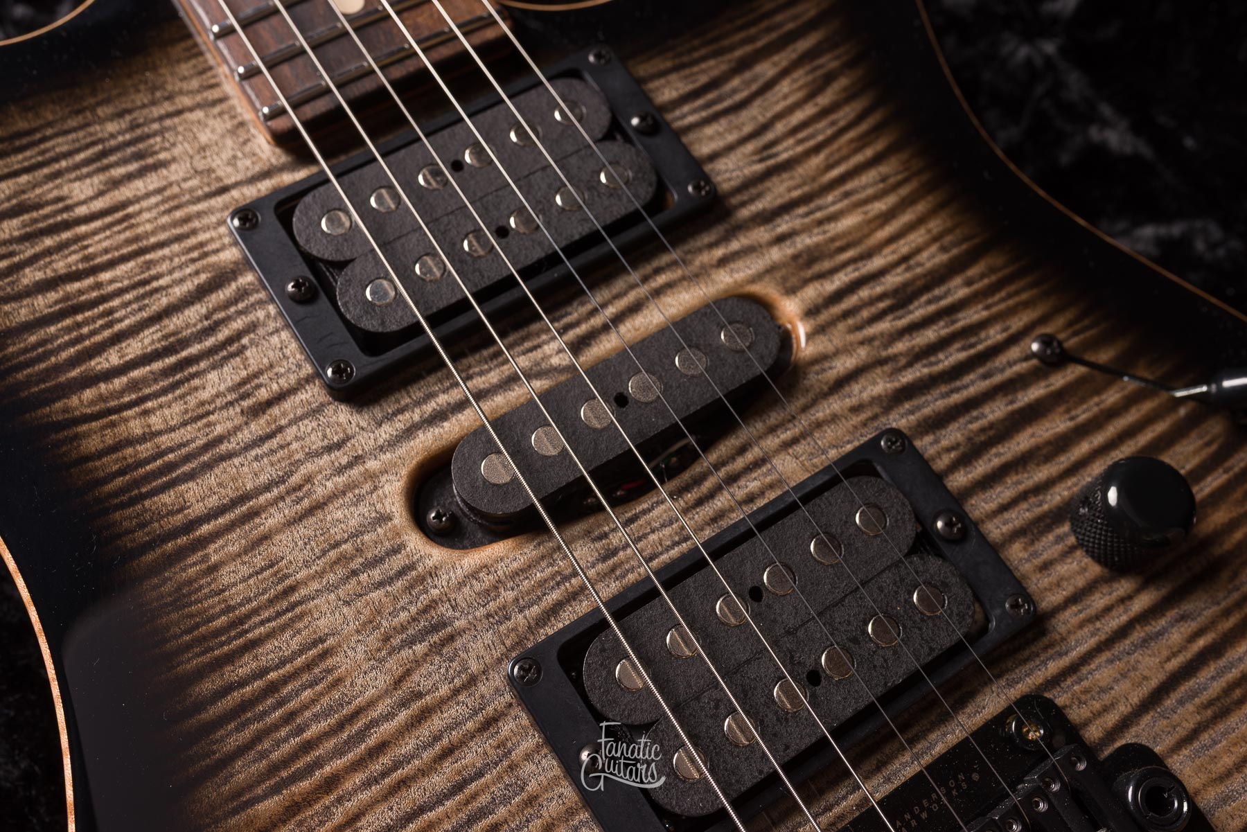 Tom Anderson Drop Top Natural Black Burst w/ Binding #04-16-26N