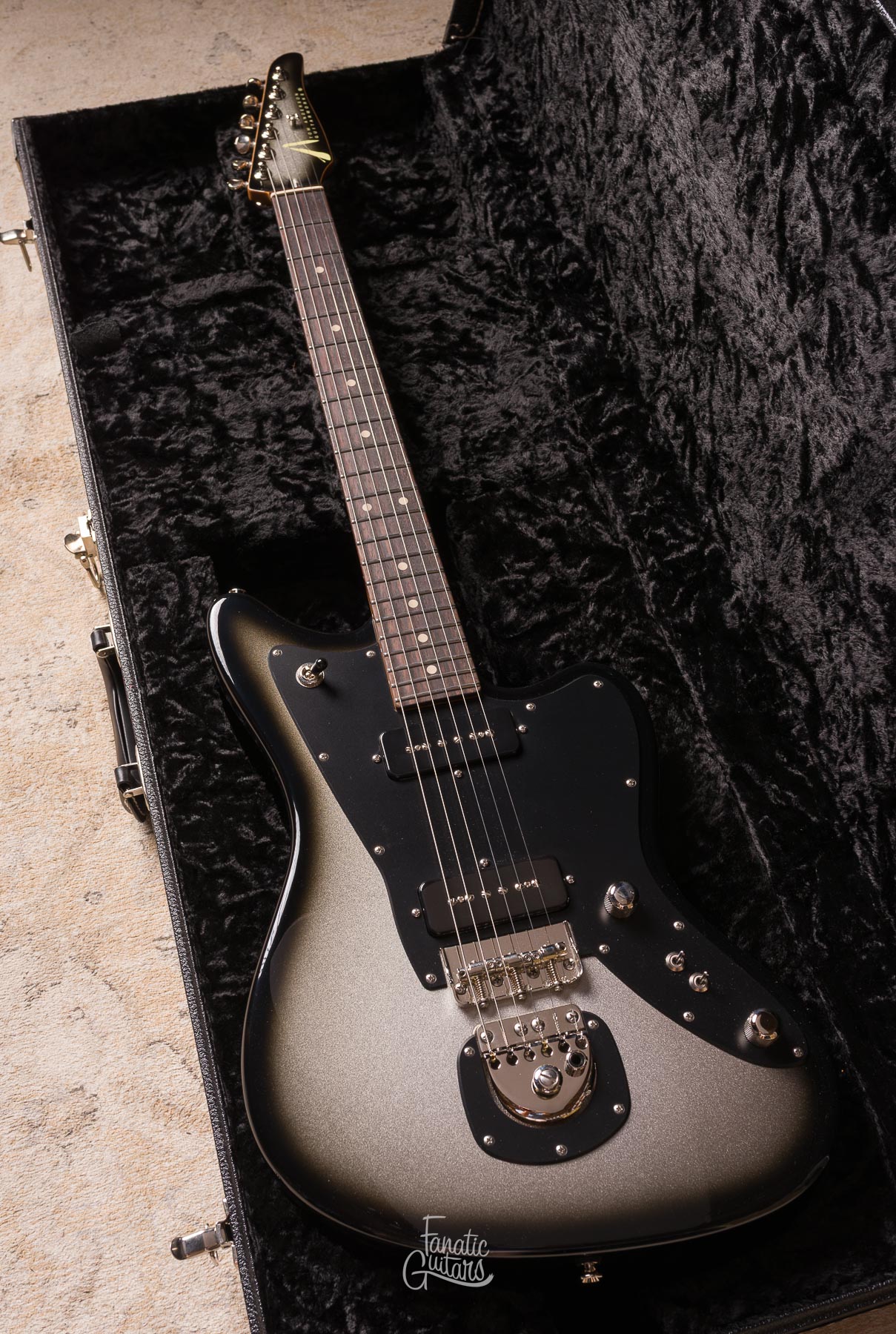 Tom Anderson Raven Classic Silver Burst # 04-06-26A