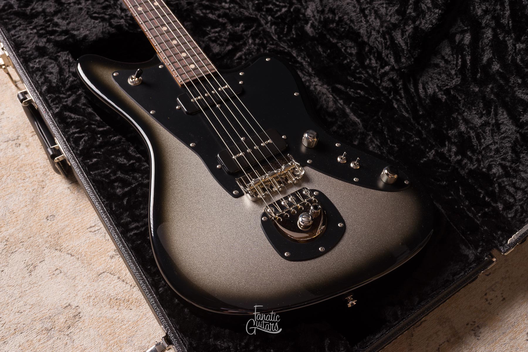 Tom Anderson Raven Classic Silver Burst # 04-06-26A
