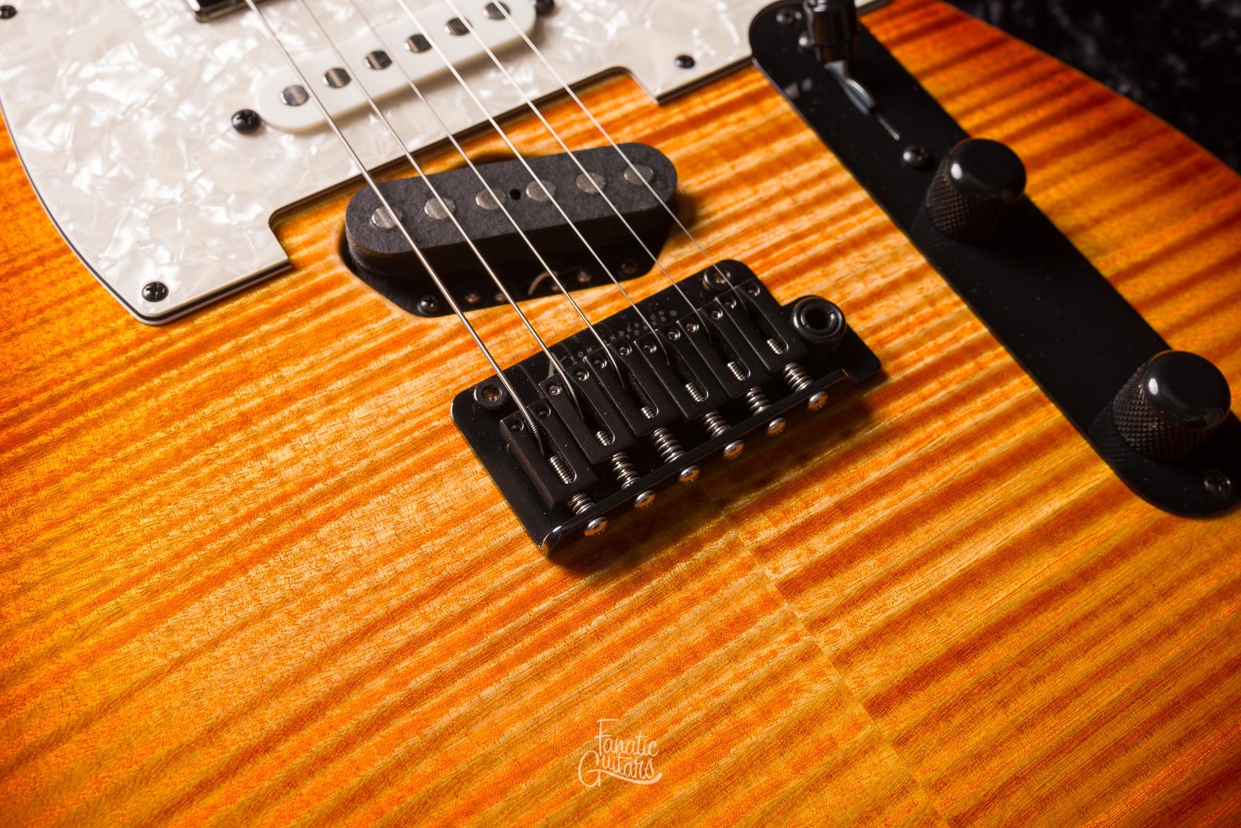 Tom Anderson Top T Classic Contoured  Natural Orange Burst w/ Binding#04-29-26A
