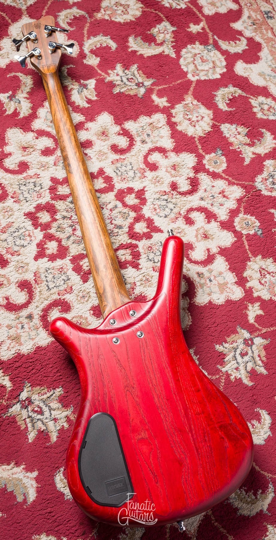 Warwick Teambuilt Pro Series Corvette 4-Cuerdas Burgundy Red #009755-22 Second Hand