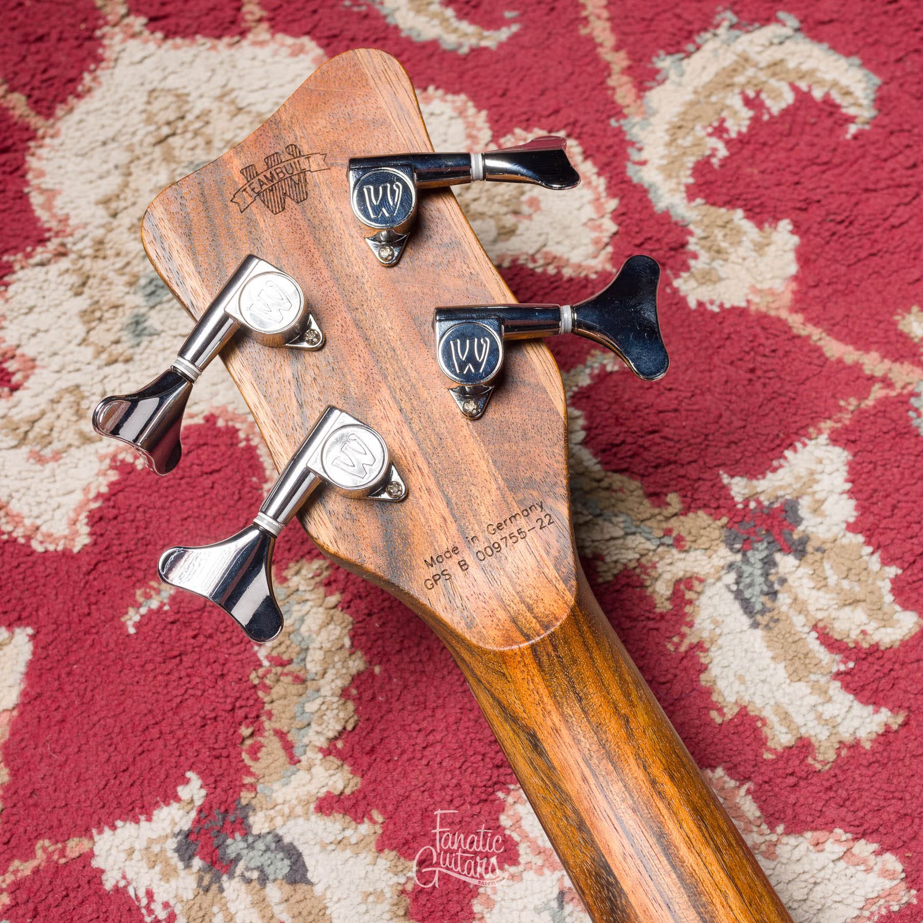 Warwick Teambuilt Pro Series Corvette 4-Cuerdas Burgundy Red #009755-22 Second Hand