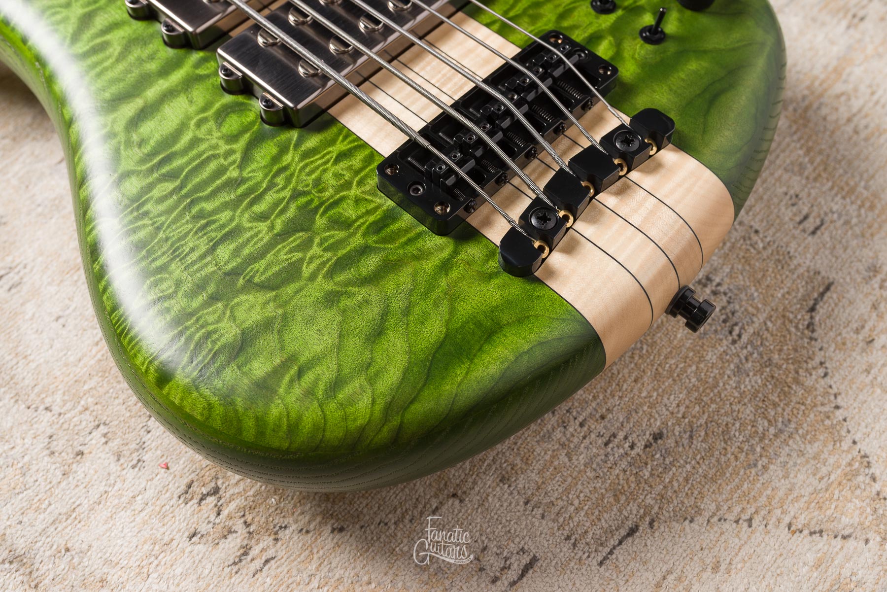 Warwick Masterbuilt Corvette $$ NT 5 - Emeraude Green Transparent Satin #164199-25