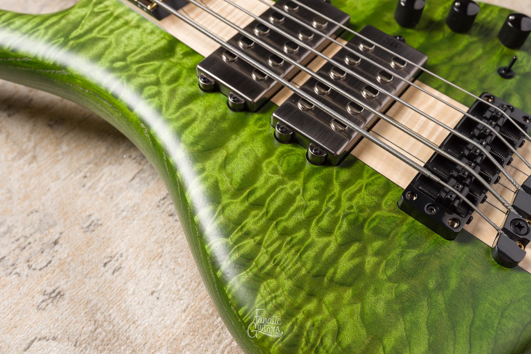 Warwick Masterbuilt Corvette $$ NT 5 - Emeraude Green Transparent Satin #164199-25