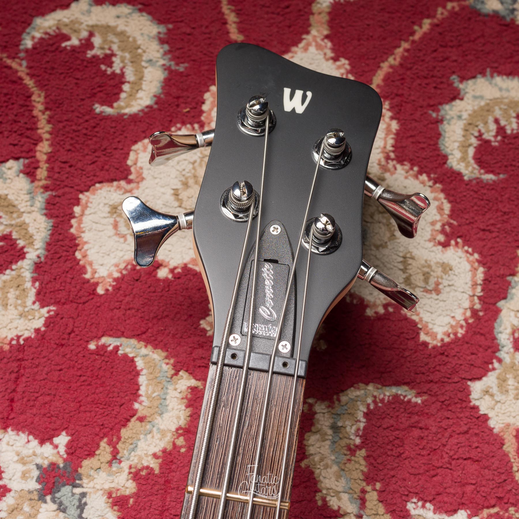 Warwick RockBass Corvette Basic, 4 - Solid White High Polish #001106-24 Segunda Mano