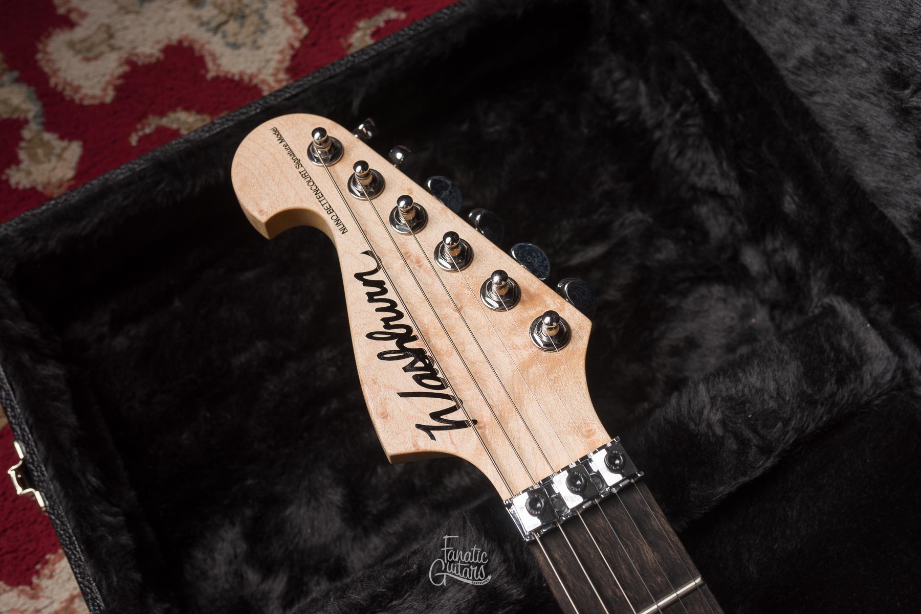 Washburn Nuno Bettencourt N4-Nuno Vintage USA #2506513 Segunda Mano