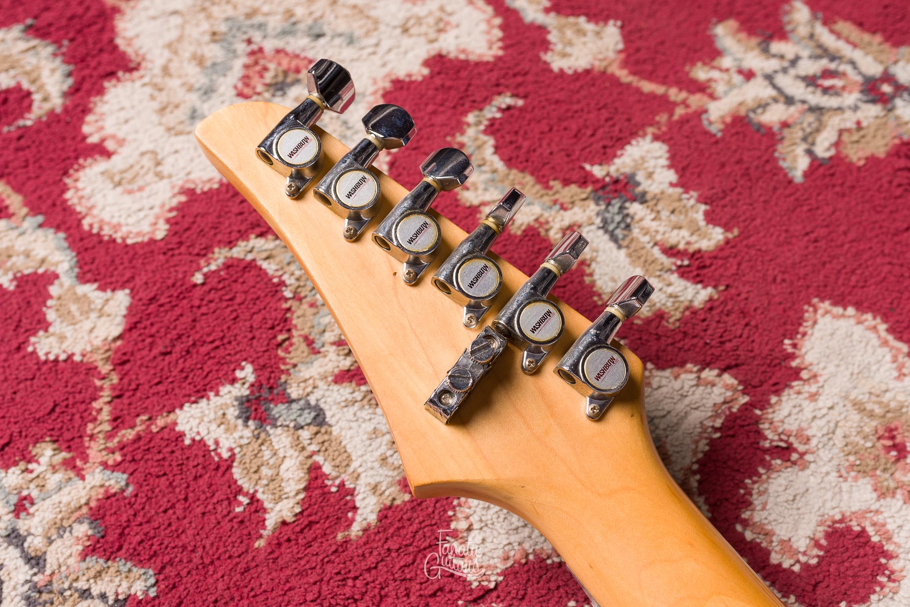 Washburn KC40V #0060682 Segunda Mano