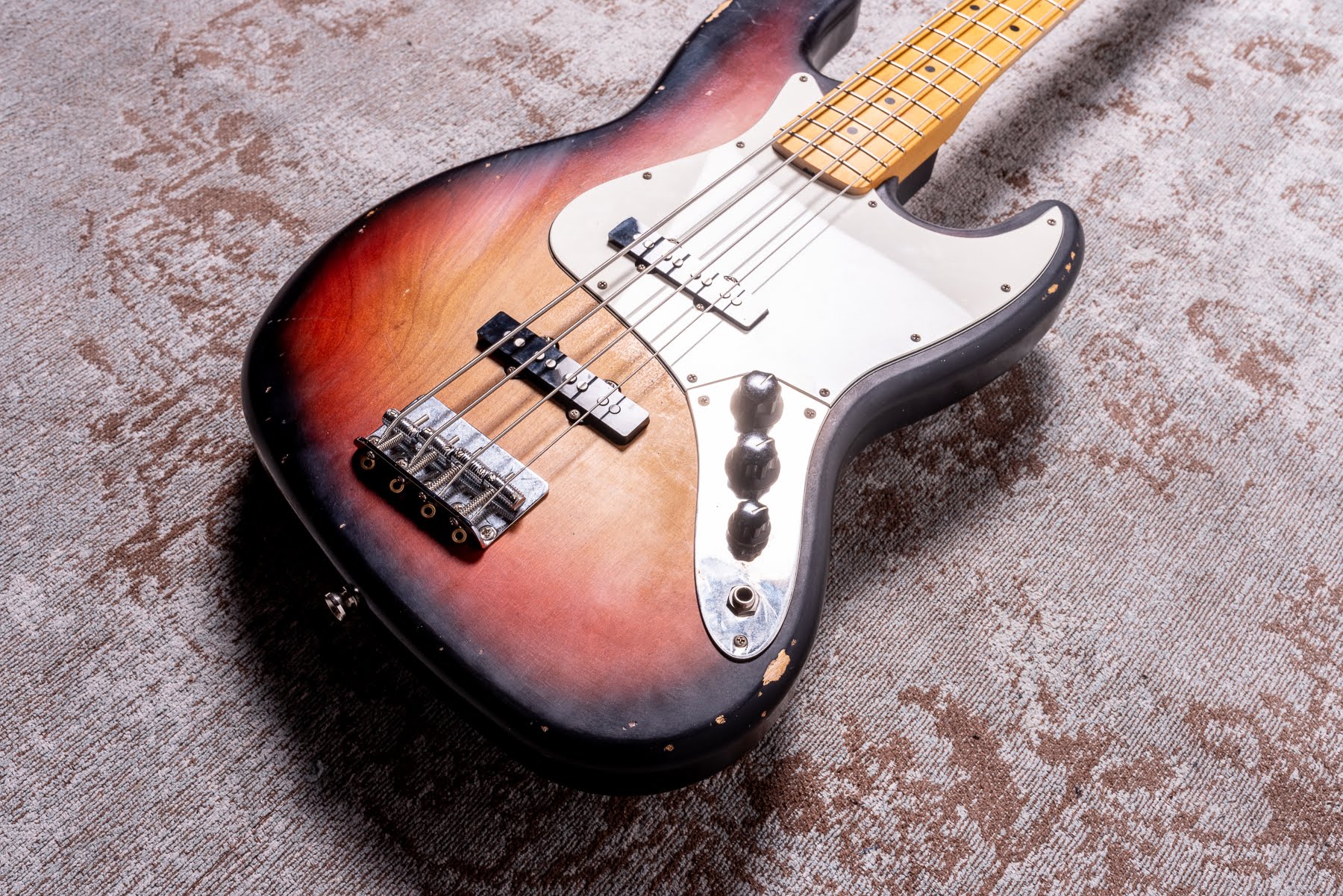Rittenhouse jazzbass