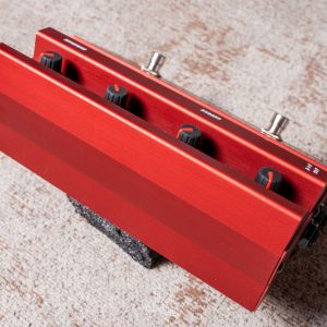 Rocktron Tsunami Chorus B-Stock