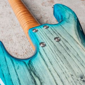 Sadowsky Mas­ter­Built 21 4 LTD WBTHBP