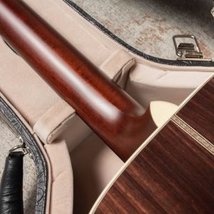 Santa Cruz Brad Paisley Pre War Model Guitar