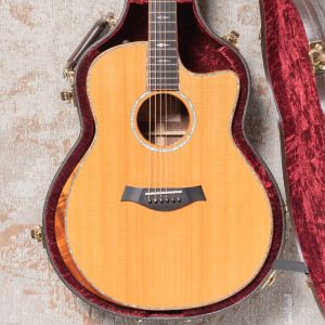 Taylor Custom GO Cutaway Electro Acústica